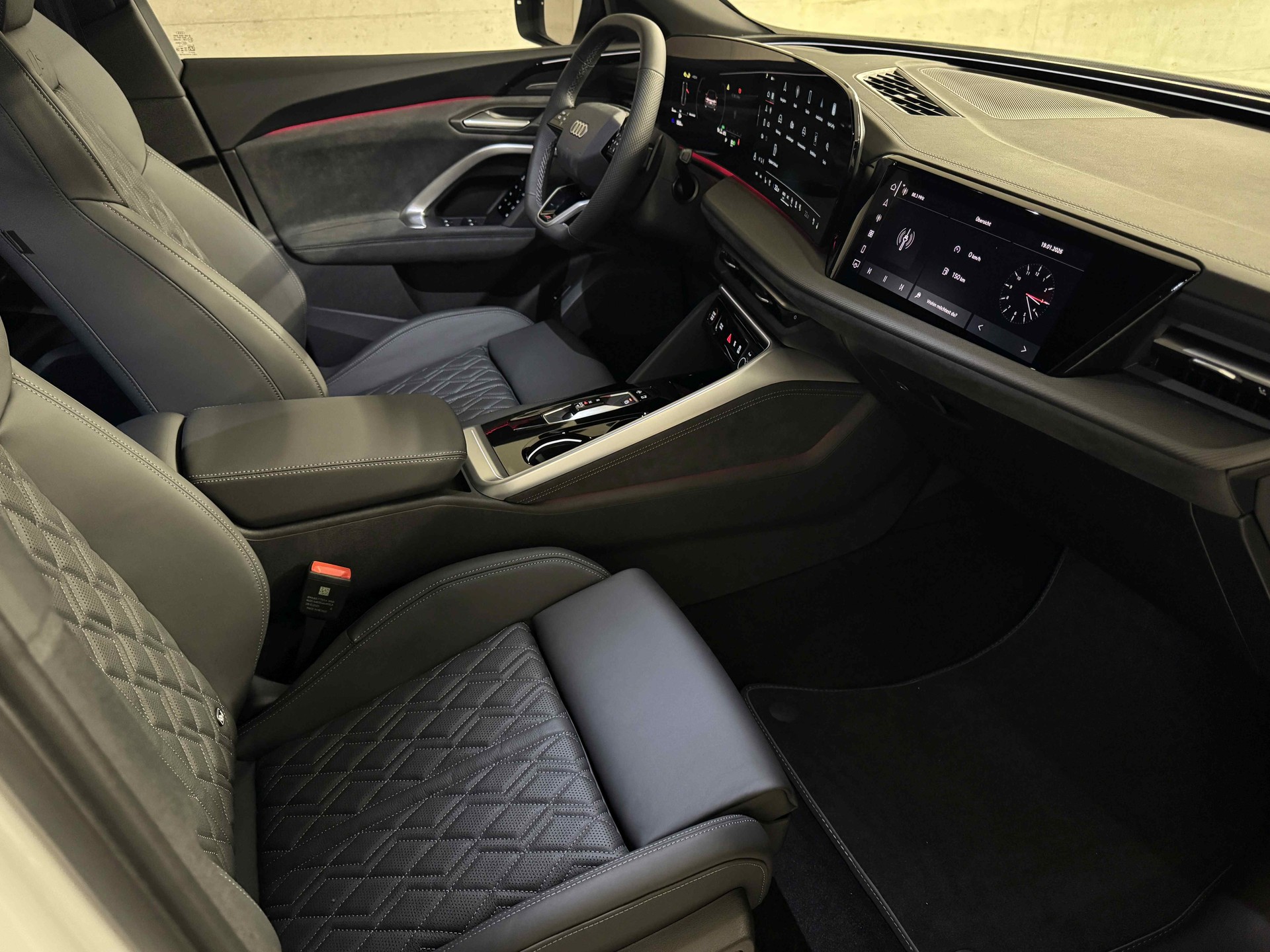 AUDI SQ5 TFSI quattro S-tronic-image-9
