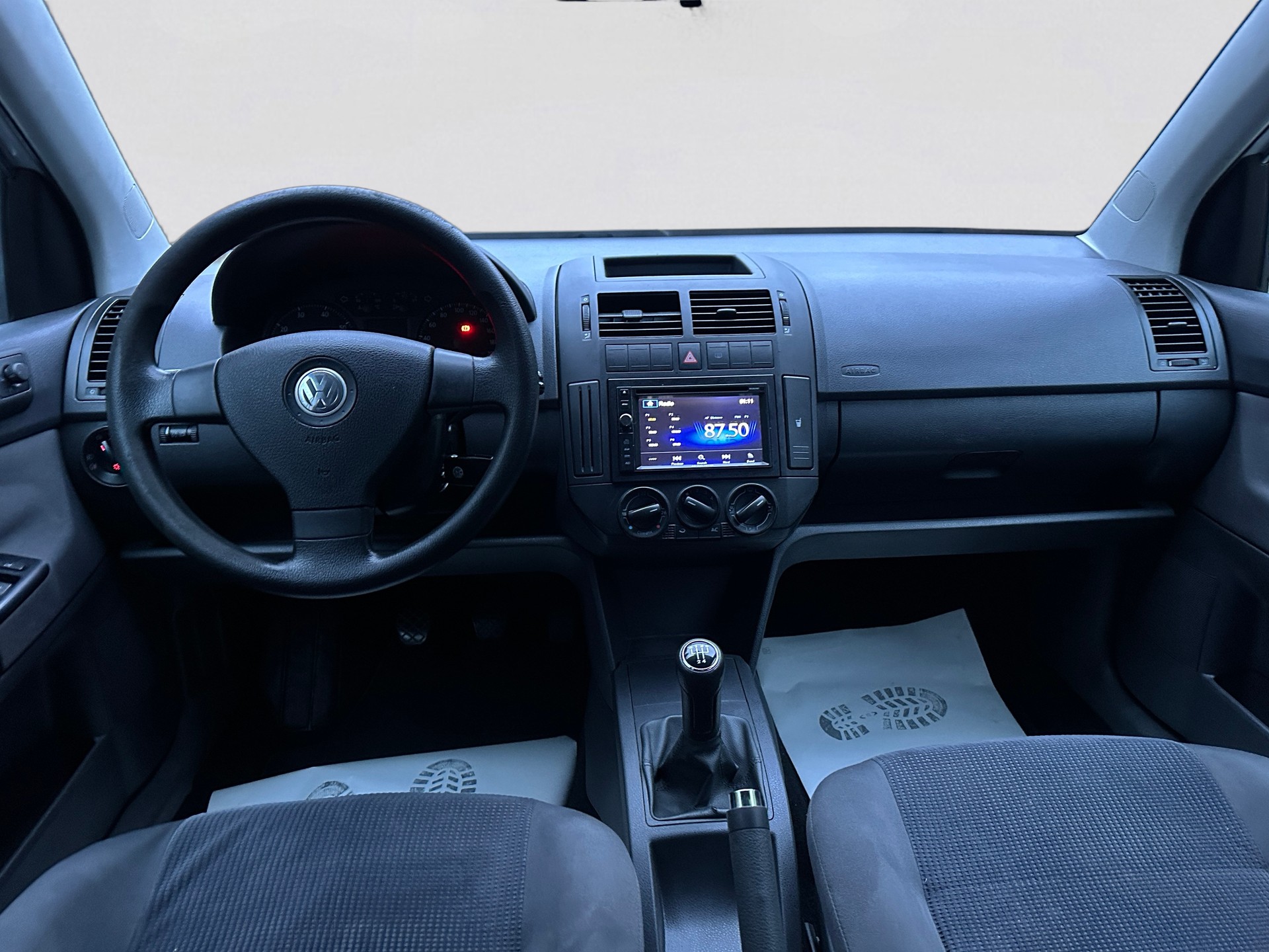VW Polo 1.4 16V Comfortline-image-10