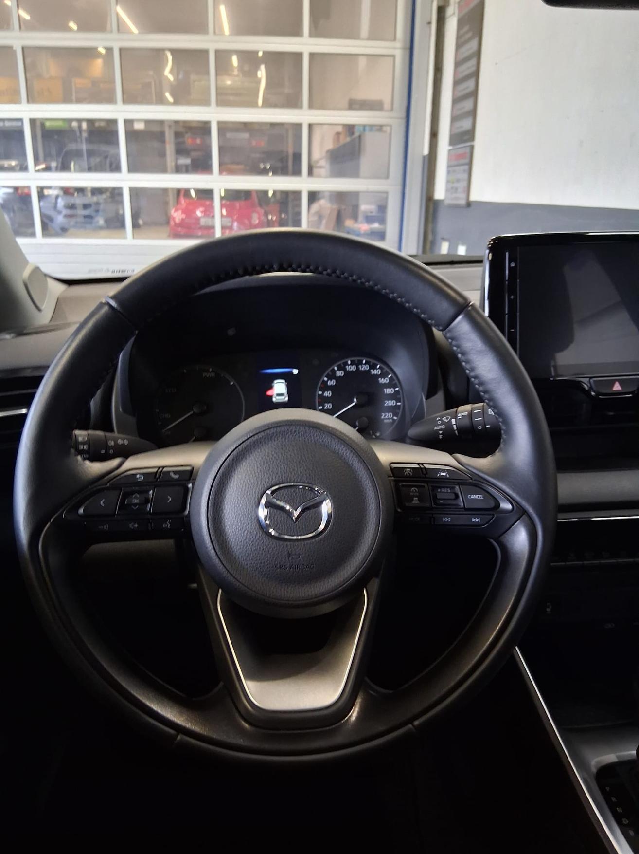 MAZDA 2 1.5 Hybrid Exclusive-Line-image-14