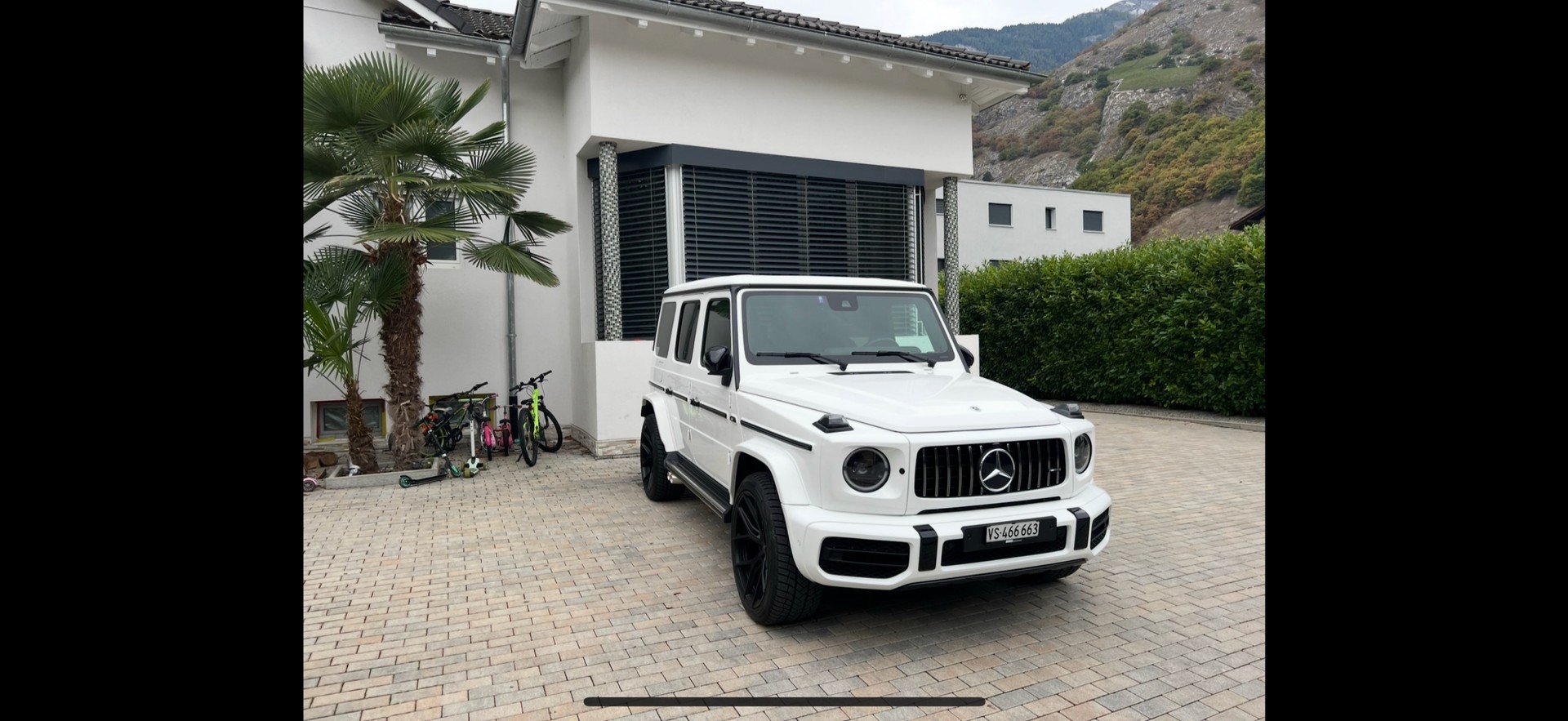 MERCEDES-BENZ G 400 d AMG Line 9G-Tronic-image-0