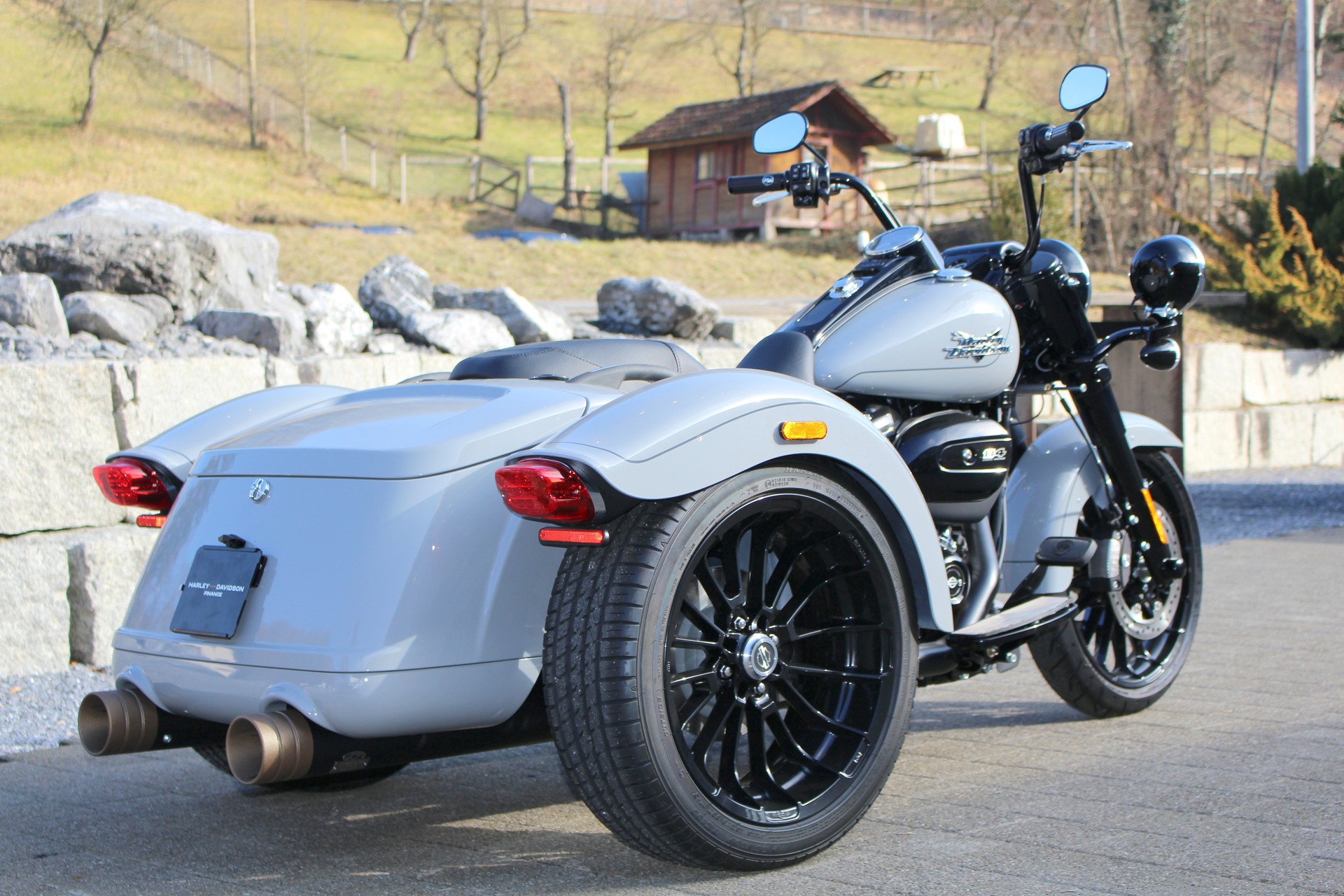 HARLEY-DAVIDSON FLRT Freewheeeler-showroom-element-3