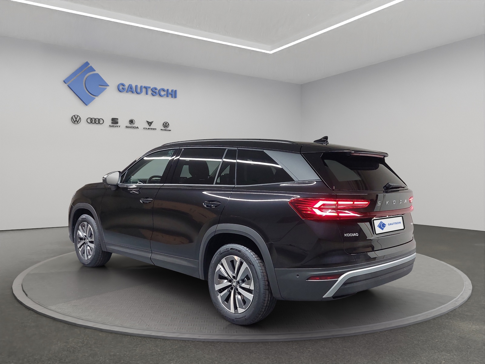 SKODA Kodiaq 2.0 TSI Dynamic 4x4-image-2