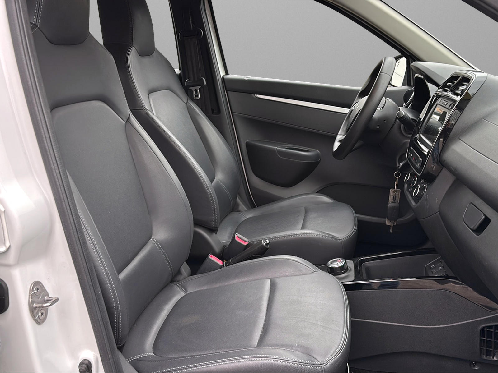 DACIA Spring 27 kWh Expression-image-12