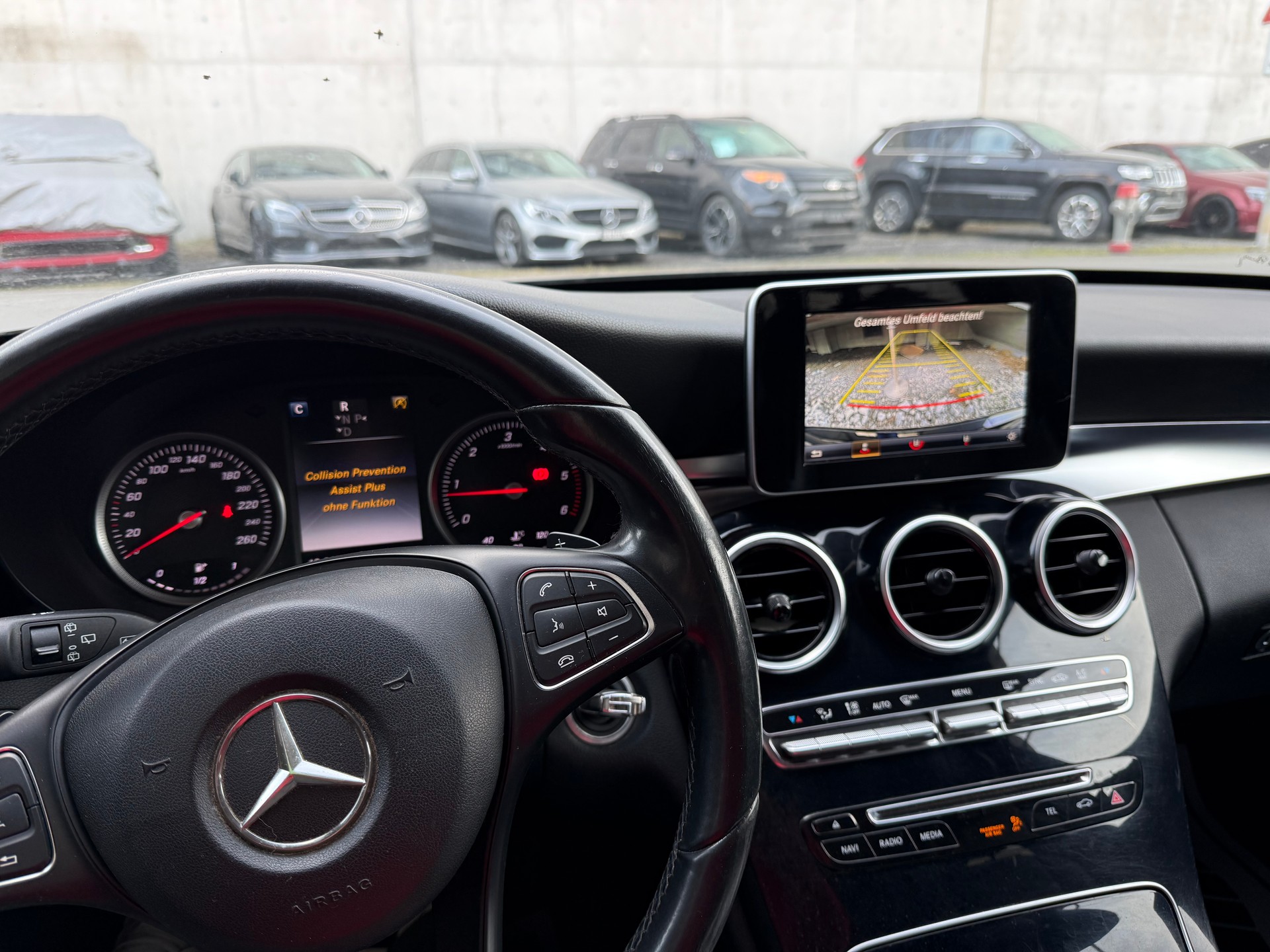 MERCEDES-BENZ C 220d Avantgarde-image-8