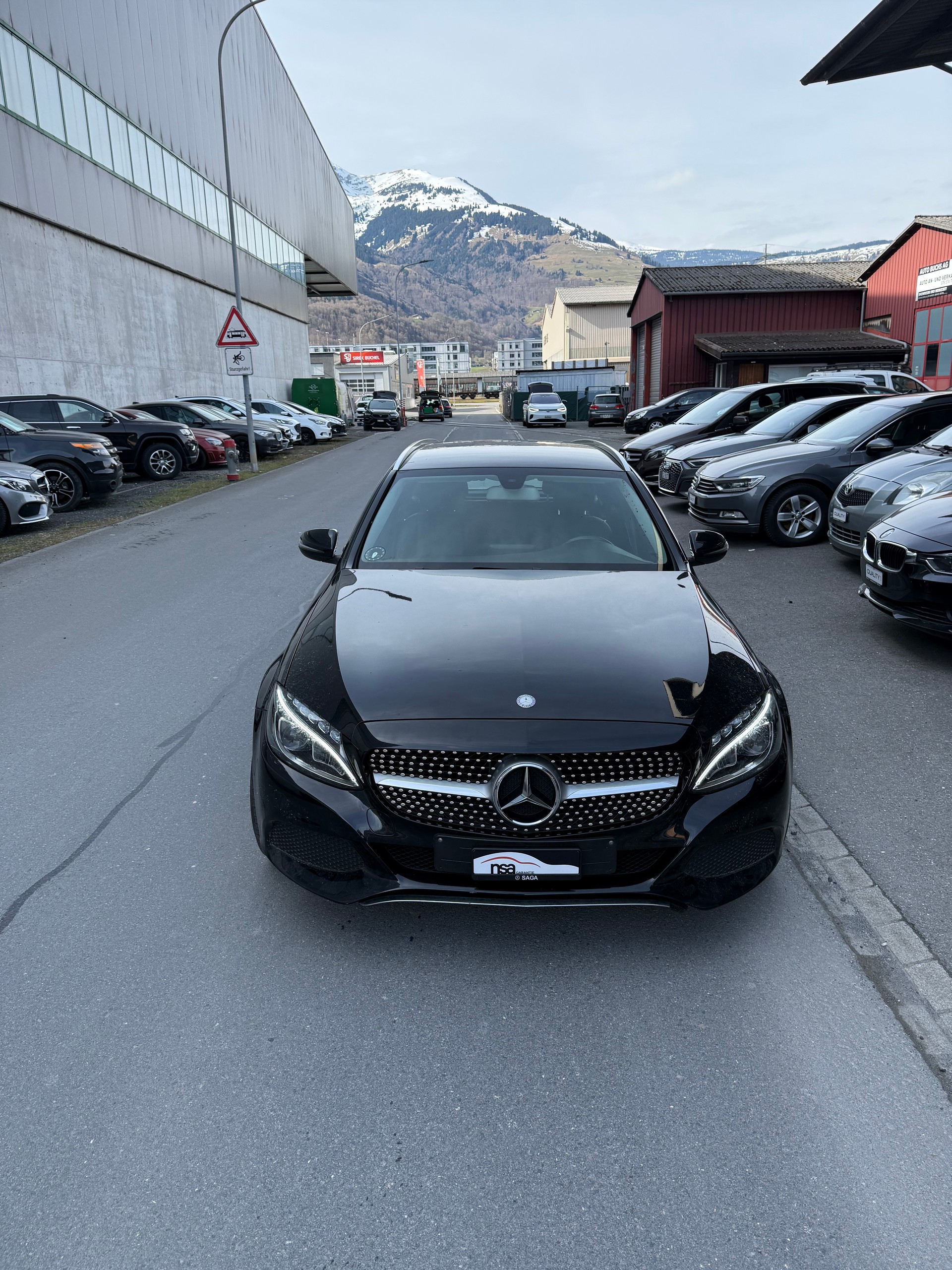 MERCEDES-BENZ C 220d Avantgarde-image-1