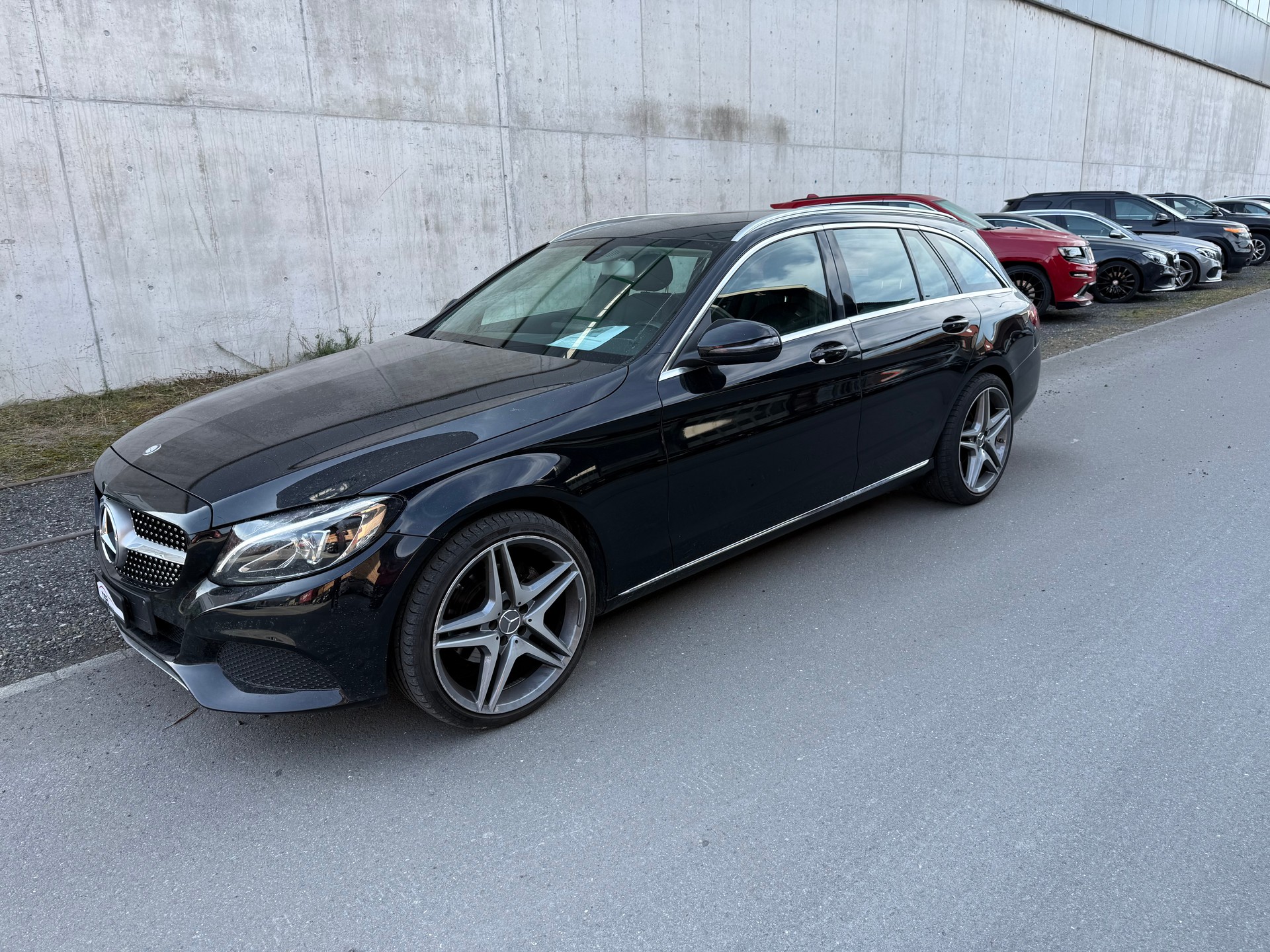 MERCEDES-BENZ C 220d Avantgarde-image-3