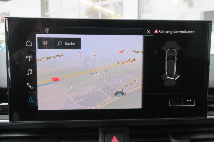 AUDI A4 Avant 40 TFSI S line S-tronic-image-11