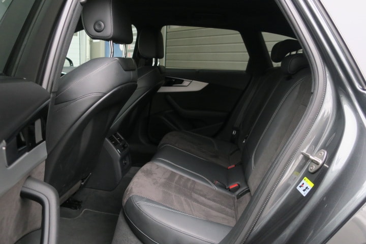AUDI A4 Avant 40 TFSI S line S-tronic-image-6