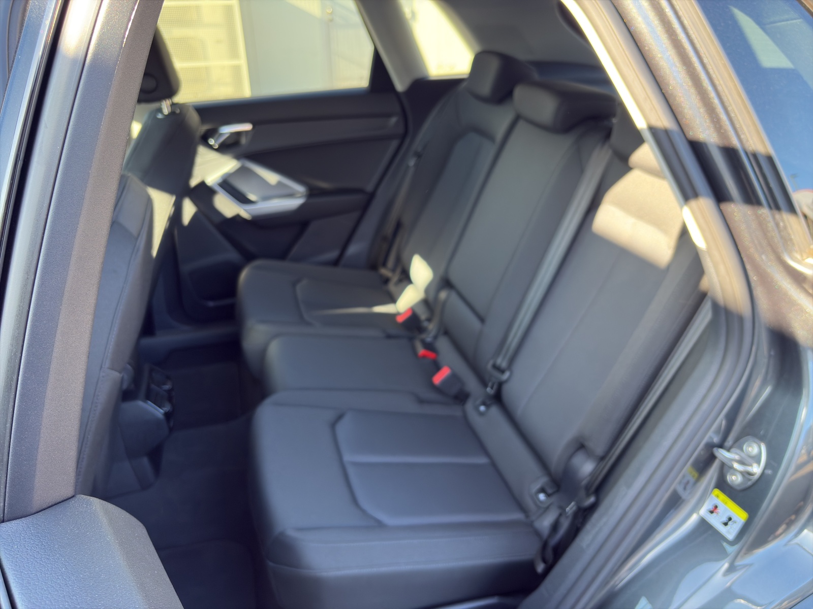 AUDI Q3 1.4 45 TFSI e S line S-Tronic-image-9