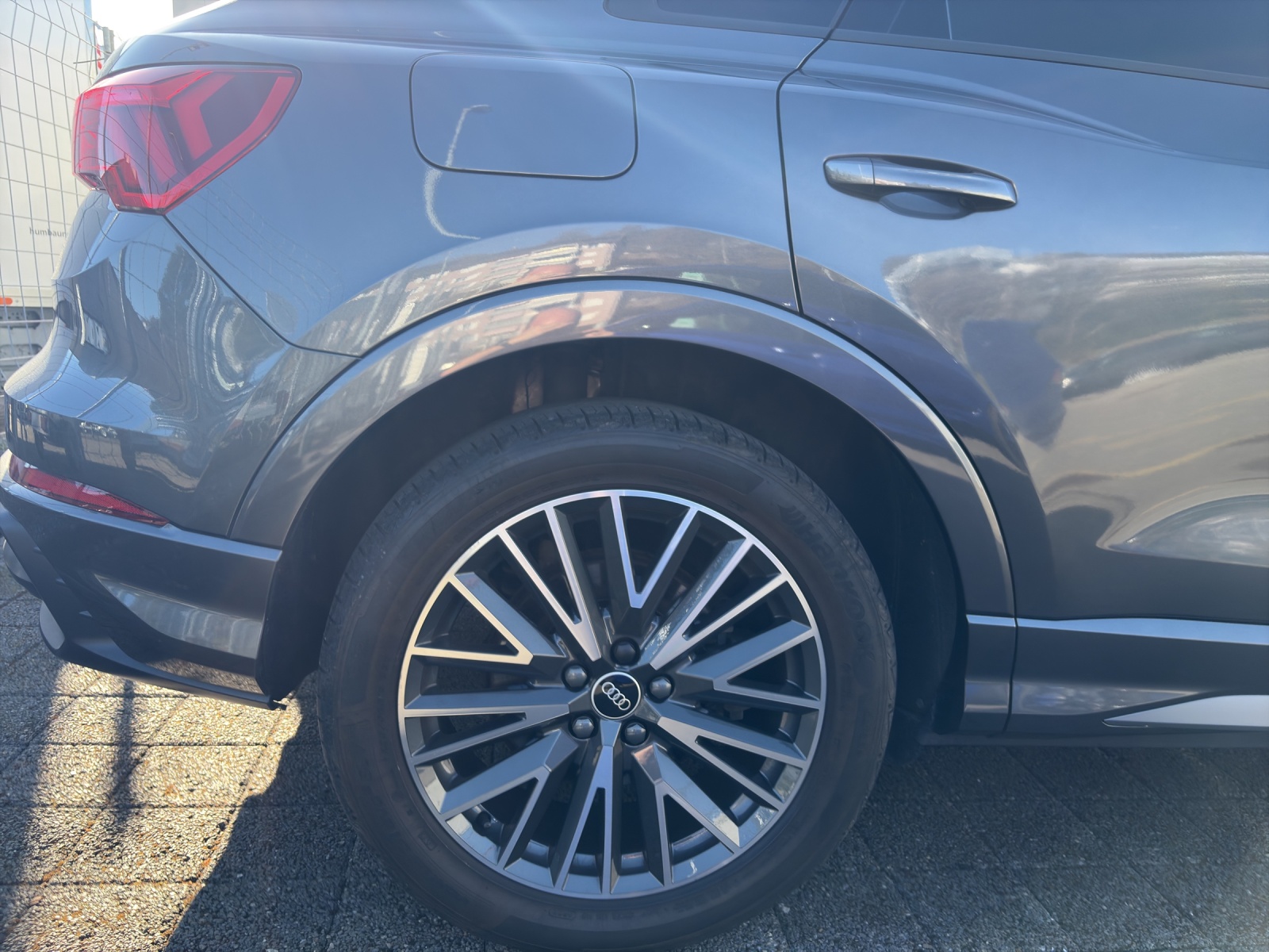 AUDI Q3 1.4 45 TFSI e S line S-Tronic-image-15
