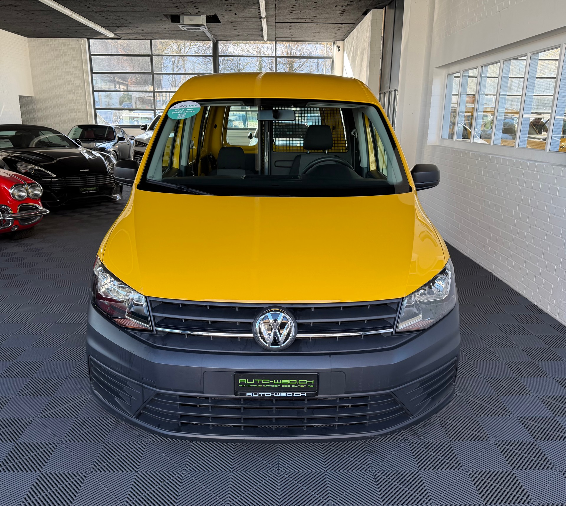 VW Caddy 1.0 TSI BlueMotion Technology-image-6