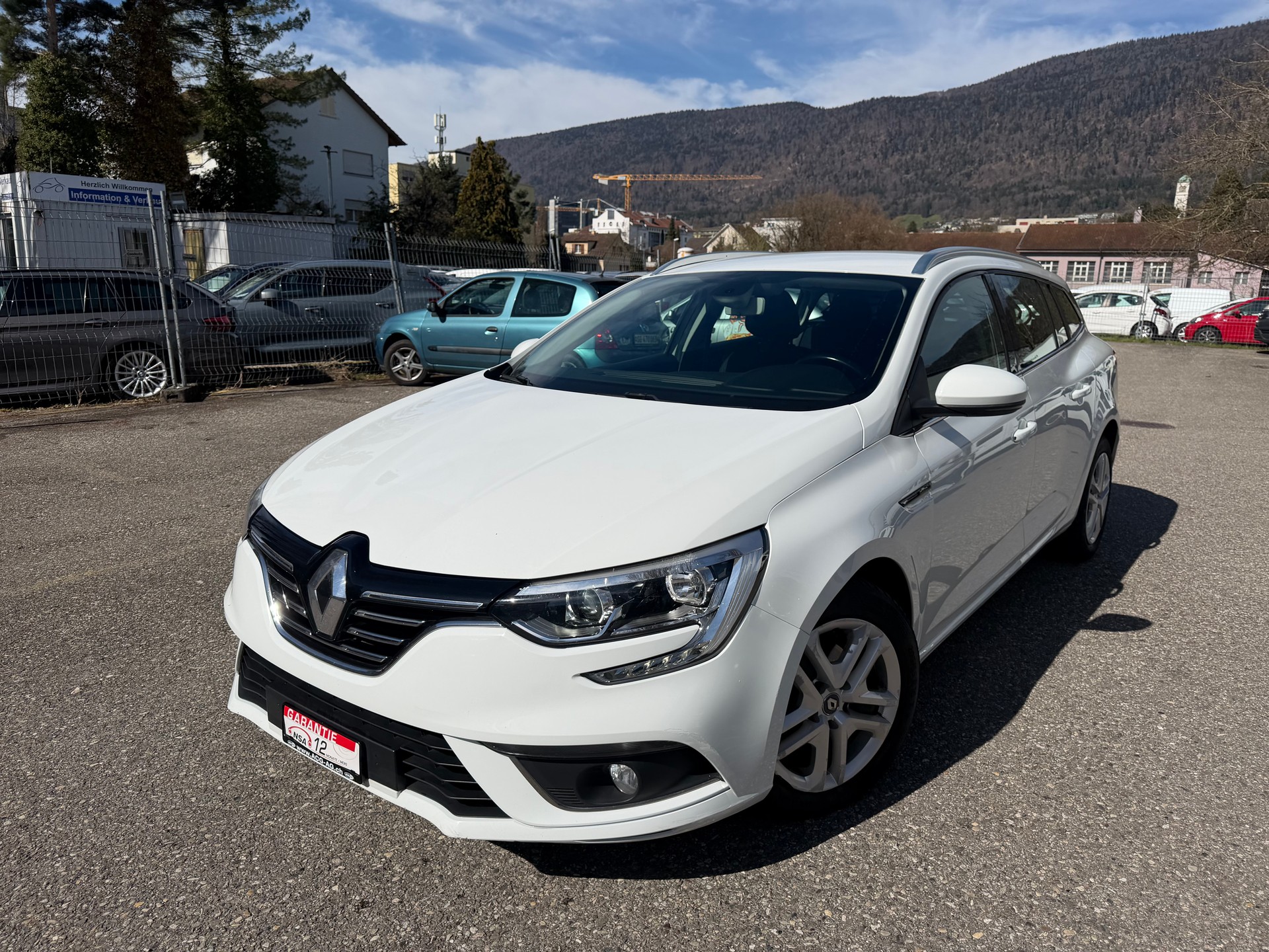 RENAULT Mégane Grandtour 1.5 dCi Business EDC ** Gr.Navi * Klima-auto * Tempomat * PDC H * Ab MFK 03.2024-image-0