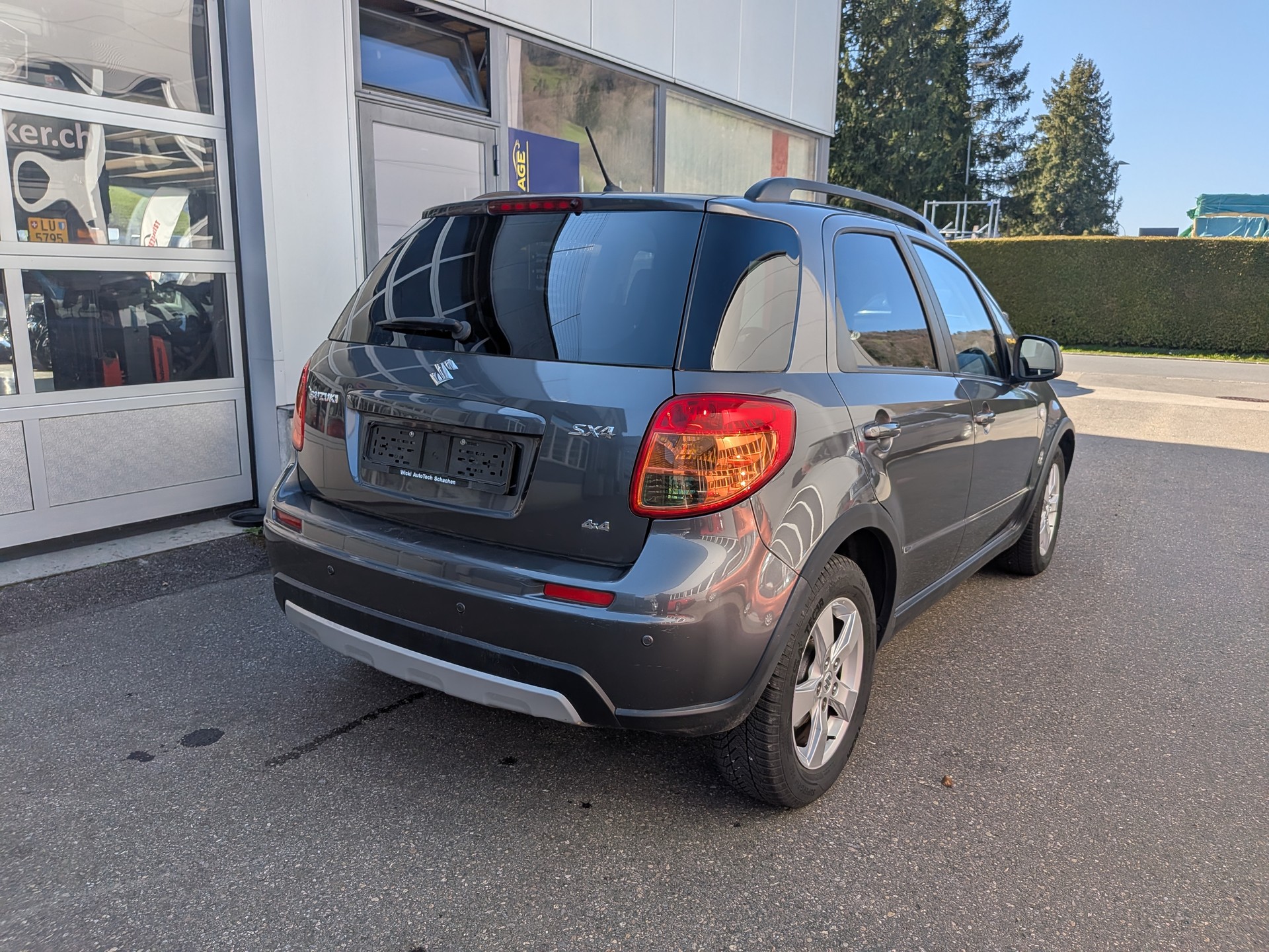SUZUKI SX4 1.6 16V GL Top Piz Sulai 4WD Automatic-image-3