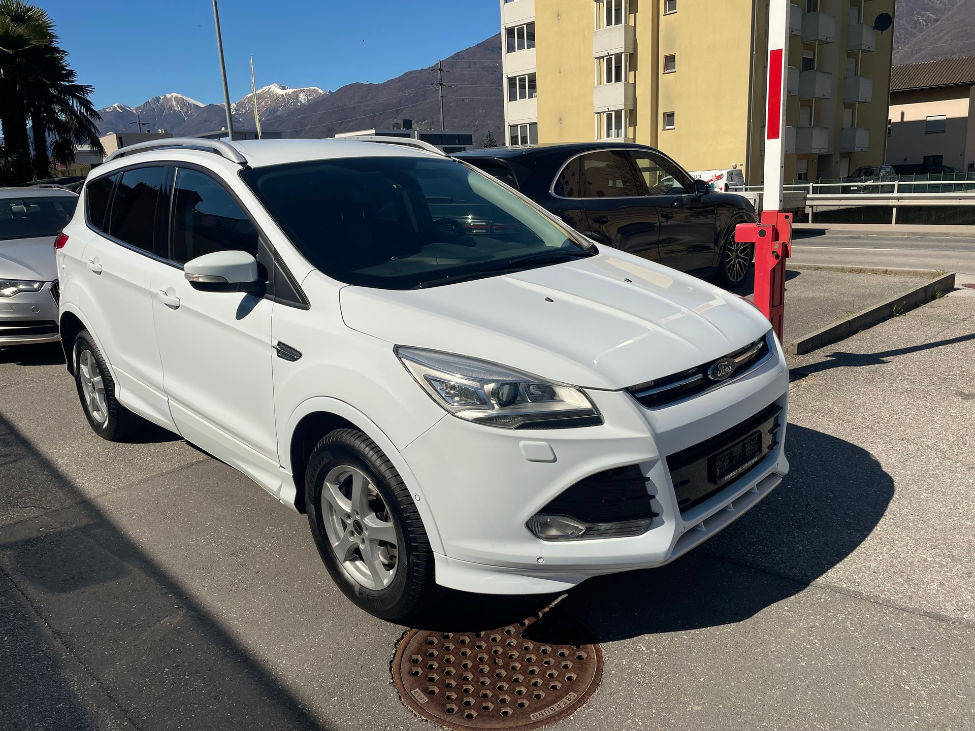 FORD Kuga 2.0 TDCi Carving 4WD PowerShift-image-11