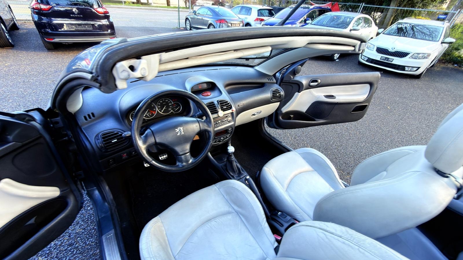 PEUGEOT 206 CC 1.6 16V Platinum-image-10