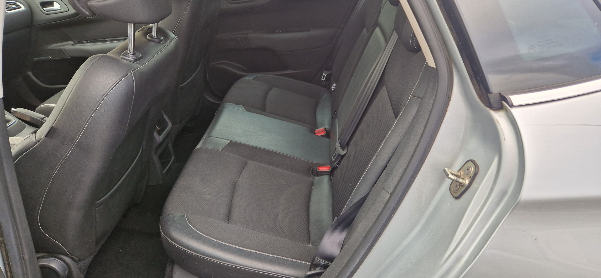 CITROEN C4 Berline 1.6 VTi Séduction-image-6