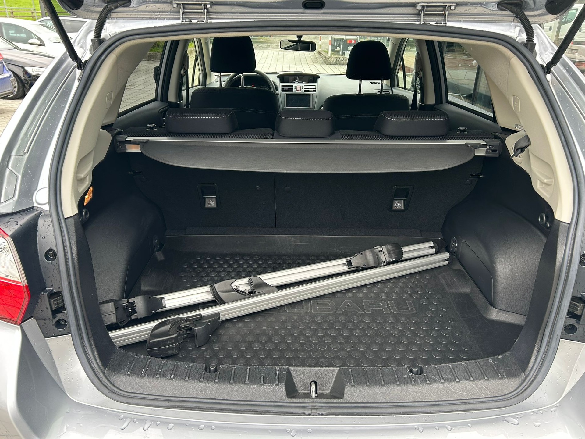 SUBARU XV 2.0 Swiss Two AWD CVT-image-10