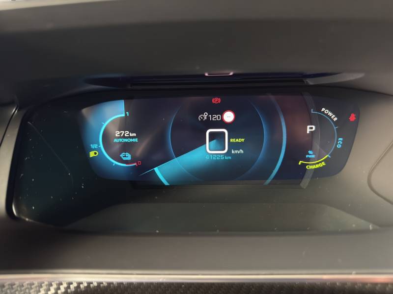 PEUGEOT 2008 e Allure Pack // Sièges AV chauffants/Pack Drive Assist Plus/ Navigation 3D-image-15