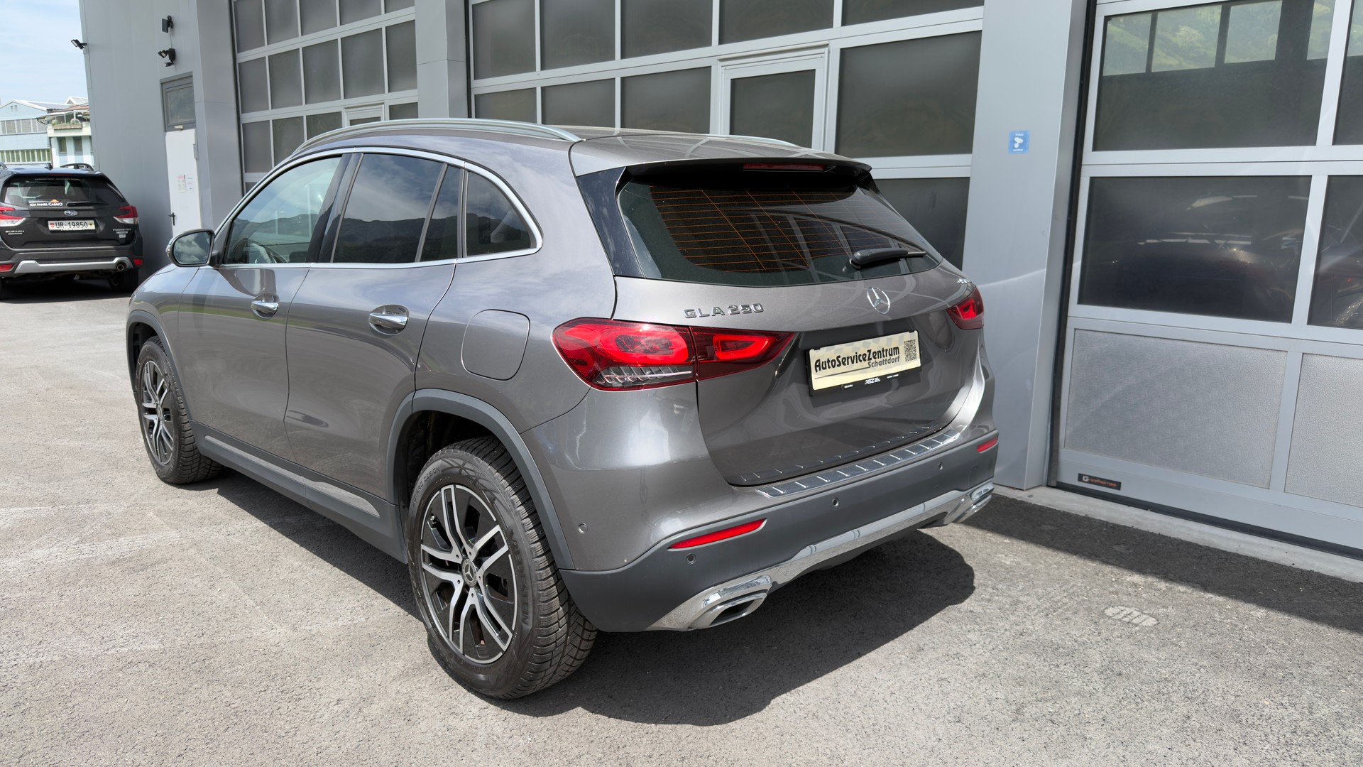 MERCEDES-BENZ GLA-Klasse H247 GLA 250 Progressive 4matic-image-1