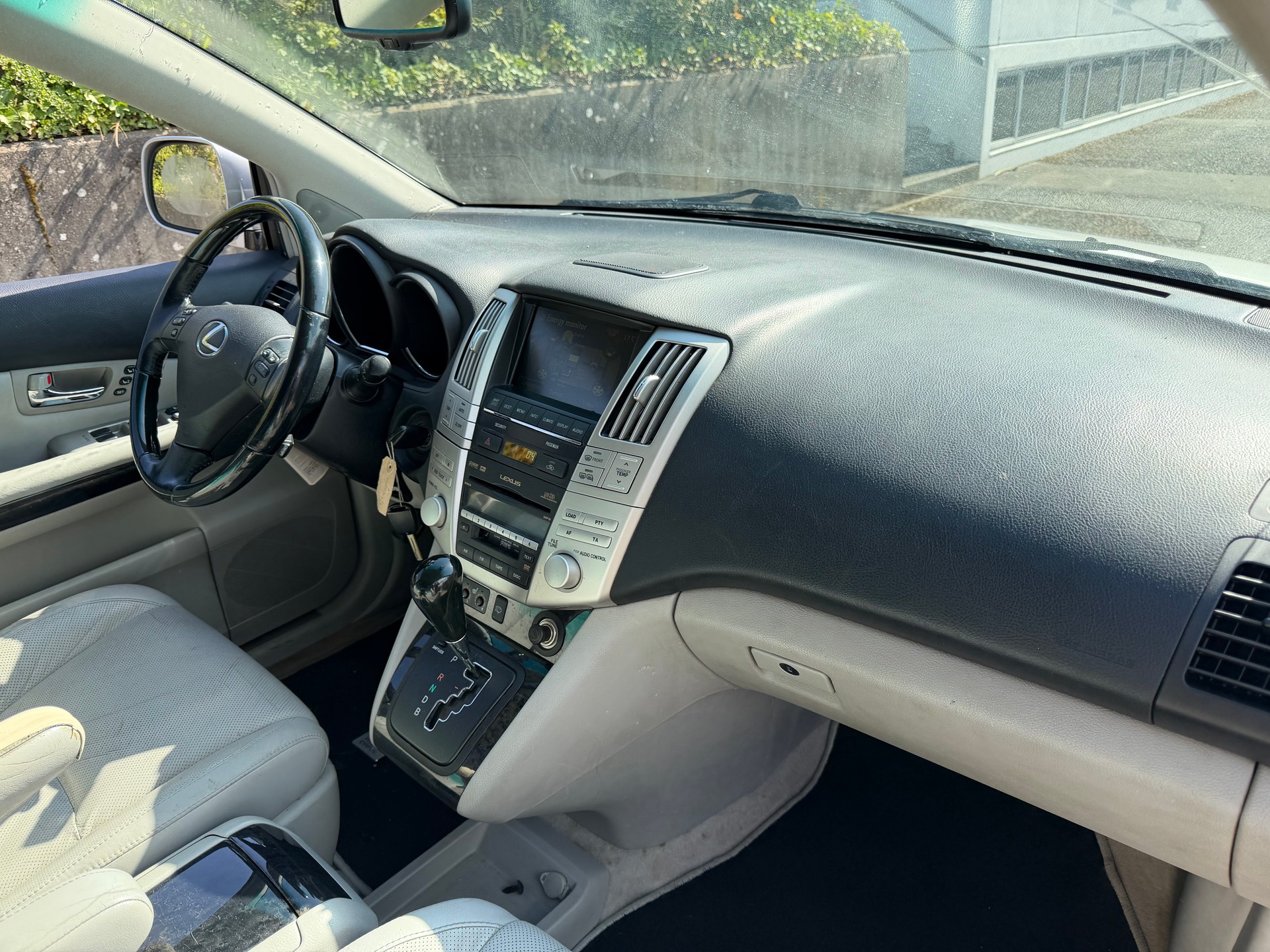 LEXUS RX 400h Business AWD Automatic-image-4