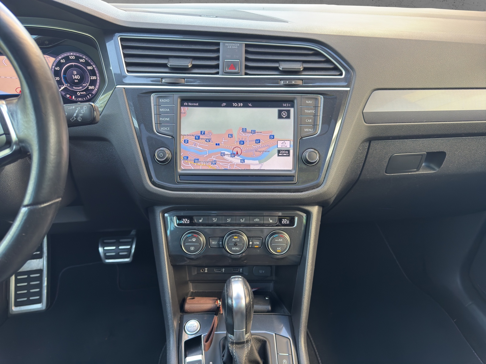 VW Tiguan 2.0 TDI SCR Highline 4Motion DSG-image-9