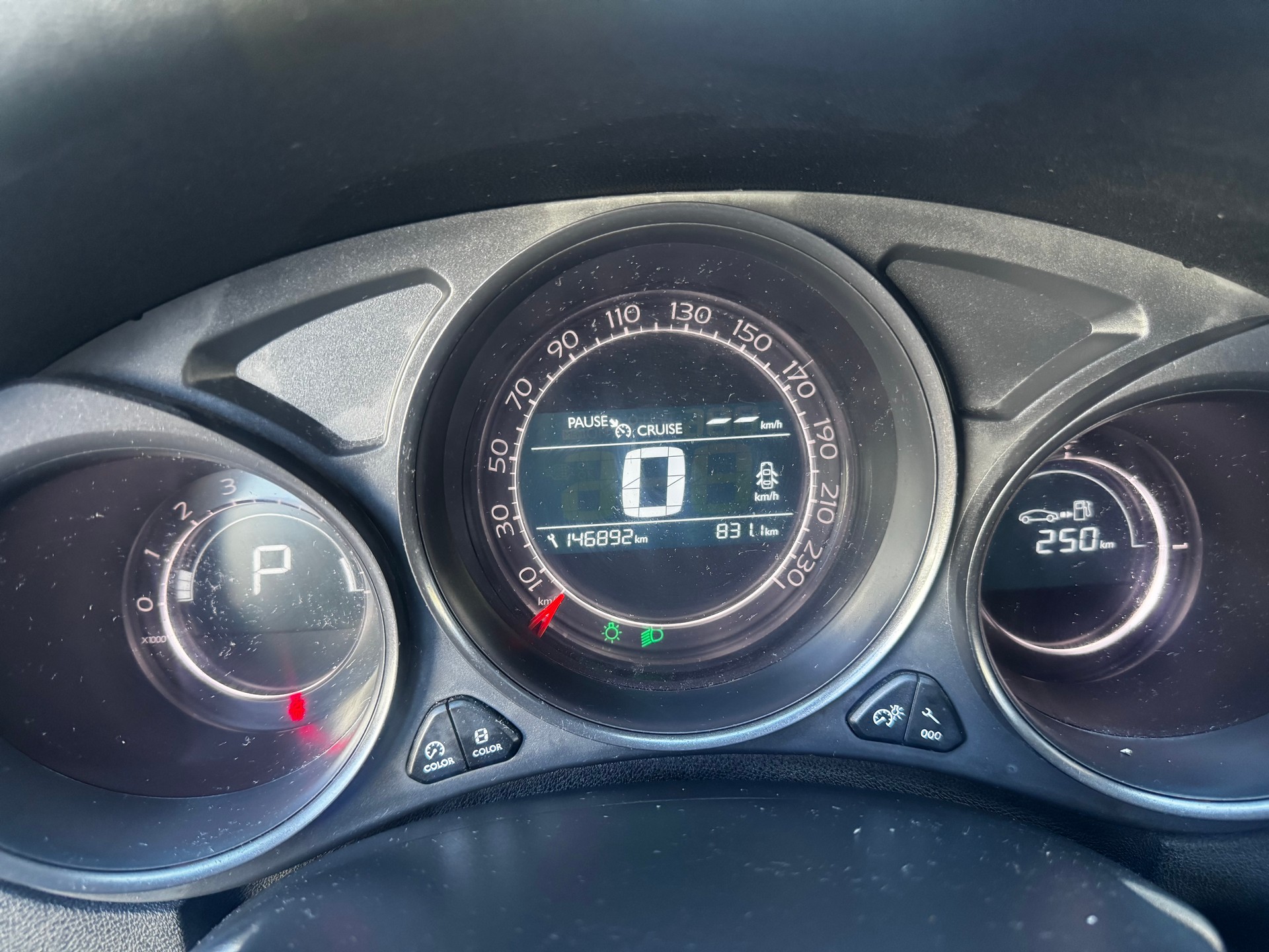 CITROEN C4 1.2 Pure Tech Shine Automatic-image-6