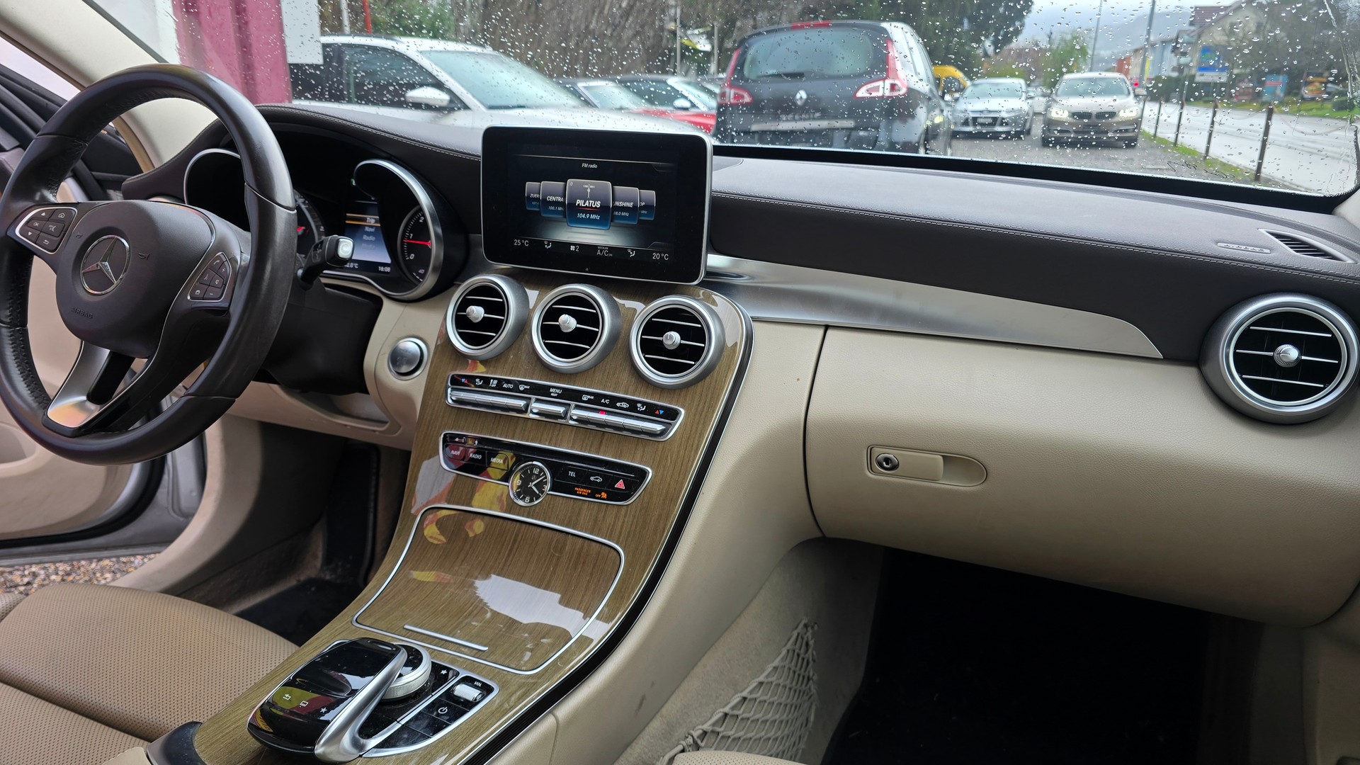 MERCEDES-BENZ C 250 BlueTEC 4Matic 7G-Tronic-image-11