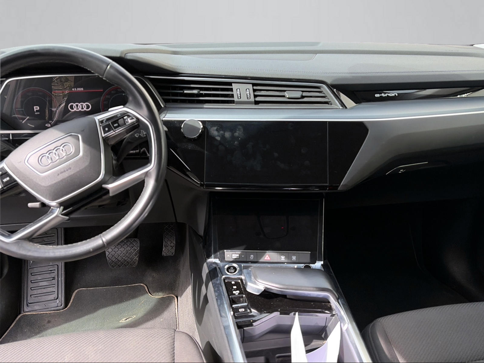 AUDI e-tron 50 Sportback quattro-image-8