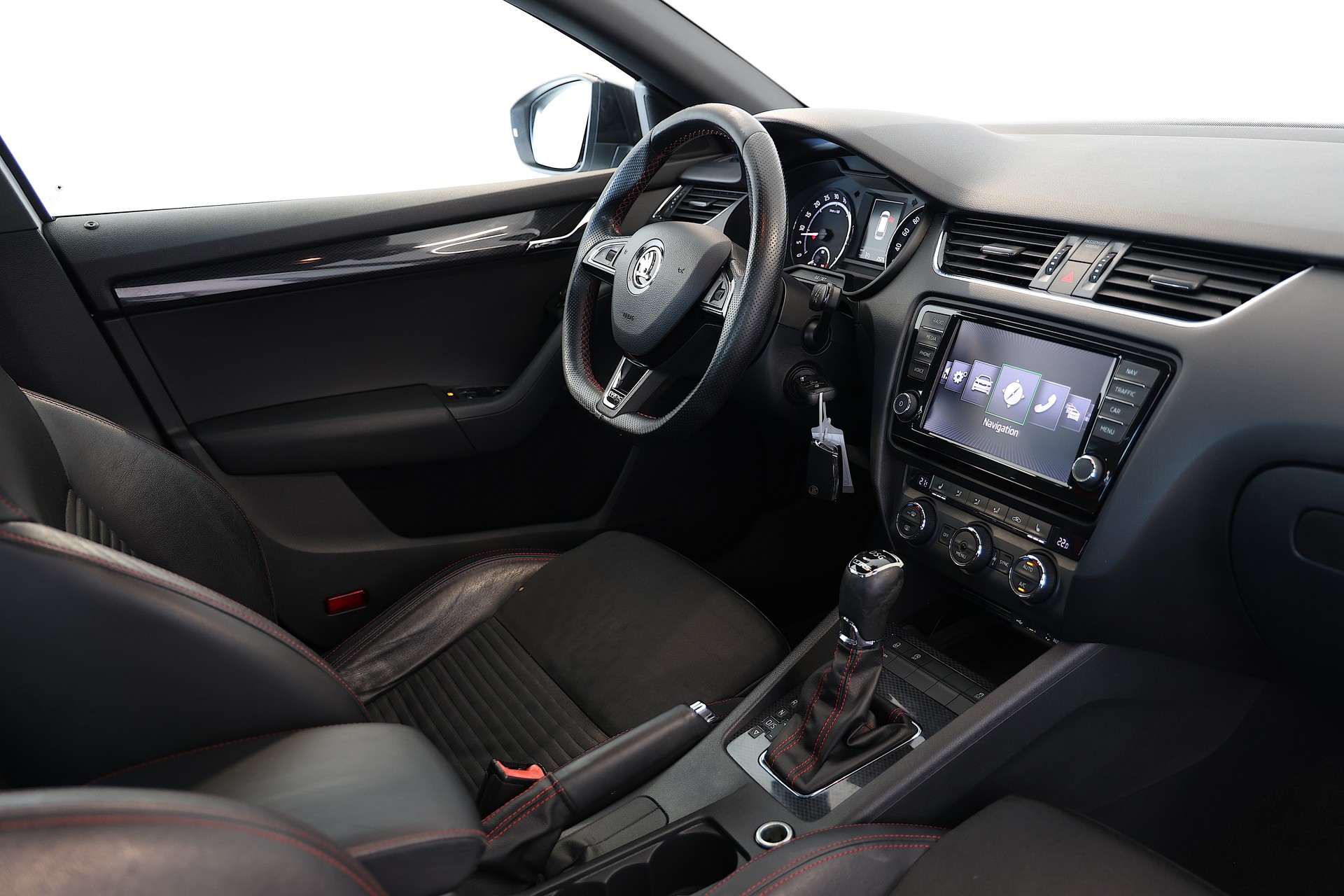 SKODA Octavia Combi 2.0 TDI RS DSG-image-13