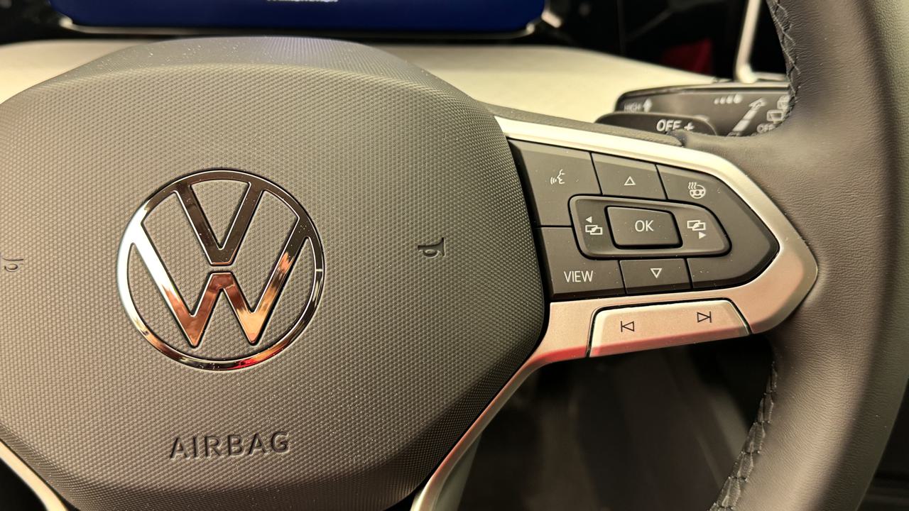 VW Golf VIII 1.5 TSI PHEV Limited-image-9