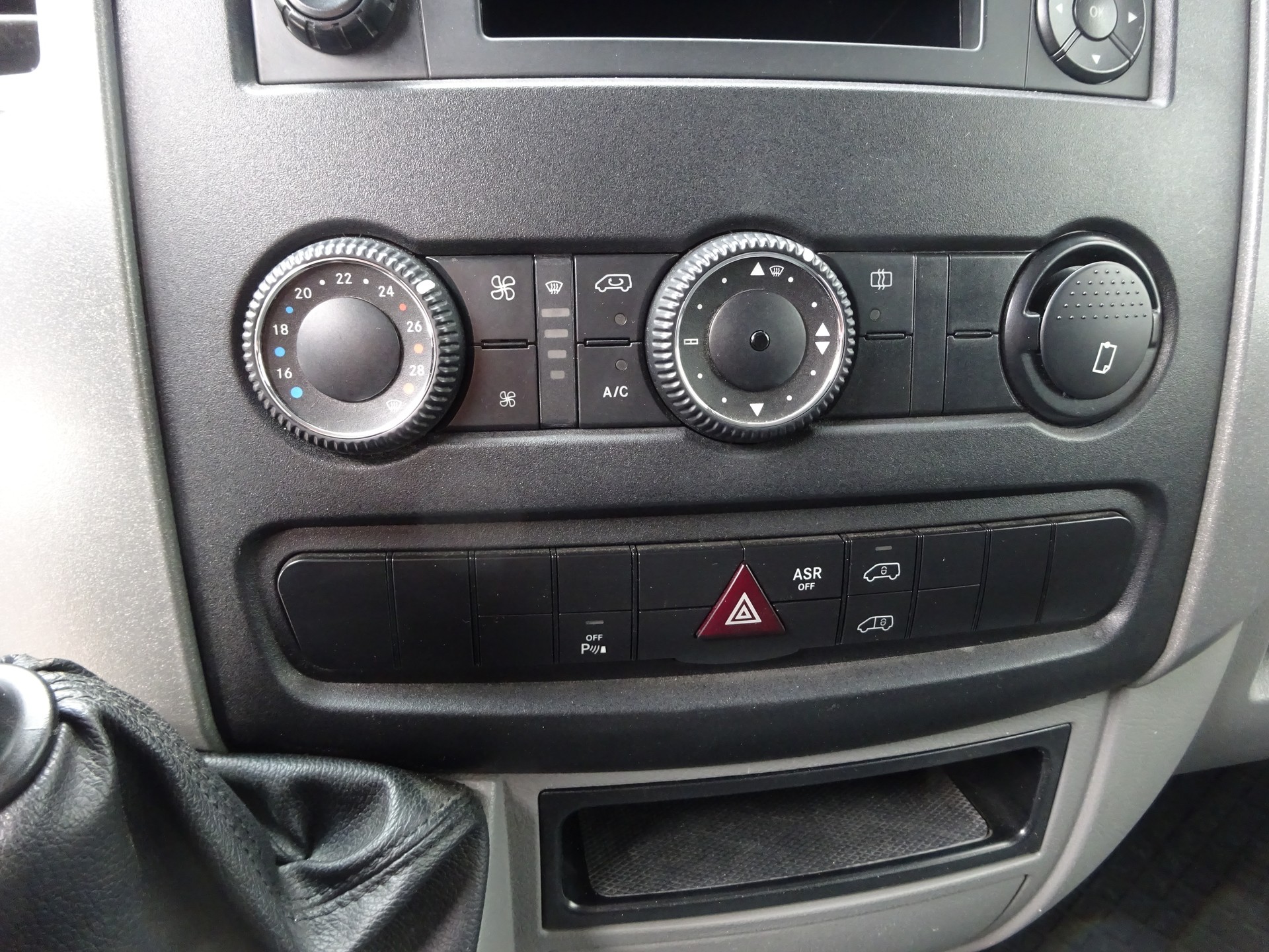 MERCEDES-BENZ Sprinter 316 NGT Standard-image-8