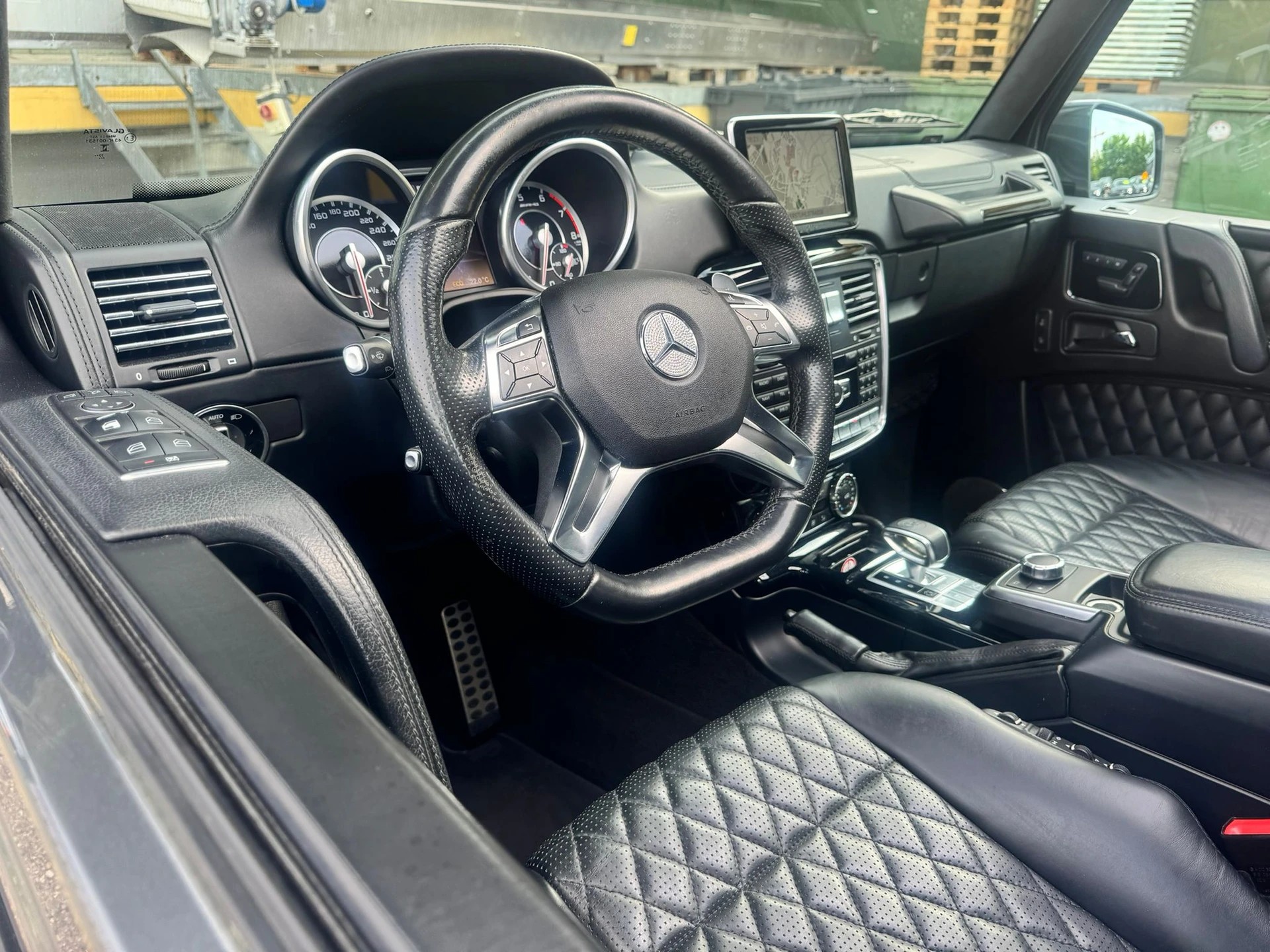 MERCEDES-BENZ G 63 AMG lang Wagon CH-FAHRZEUG-image-10