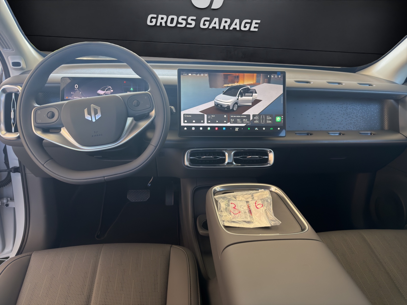 LEAPMOTOR B10 1.5 Hybrid EV-image-5