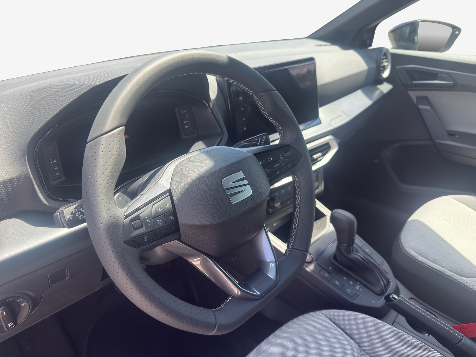 SEAT Ibiza 1.0 EcoTSI FR DSG-image-13
