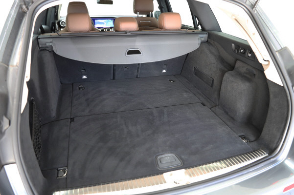 Image MERCEDES-BENZ E-400 E 400 AMG Line 4 Matic