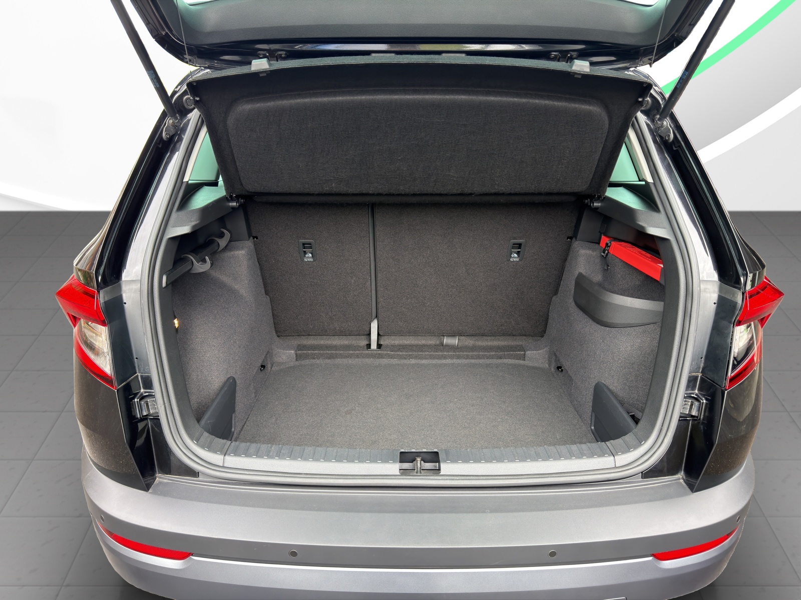 SKODA Karoq 1.5 TSI ACT Ambition DSG-image-14