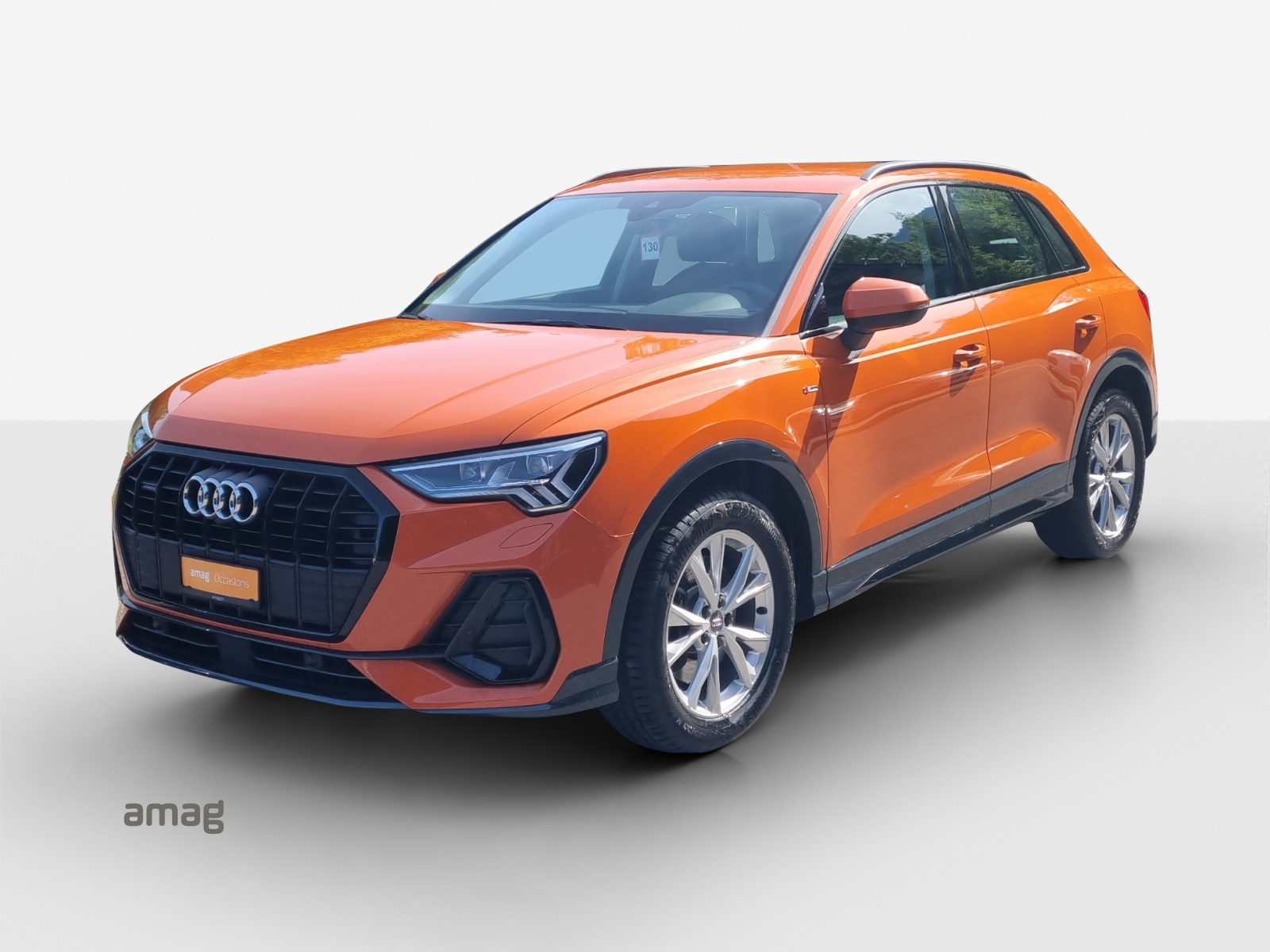 AUDI Q3 40 TFSI S line quattro S-tronic-image-0