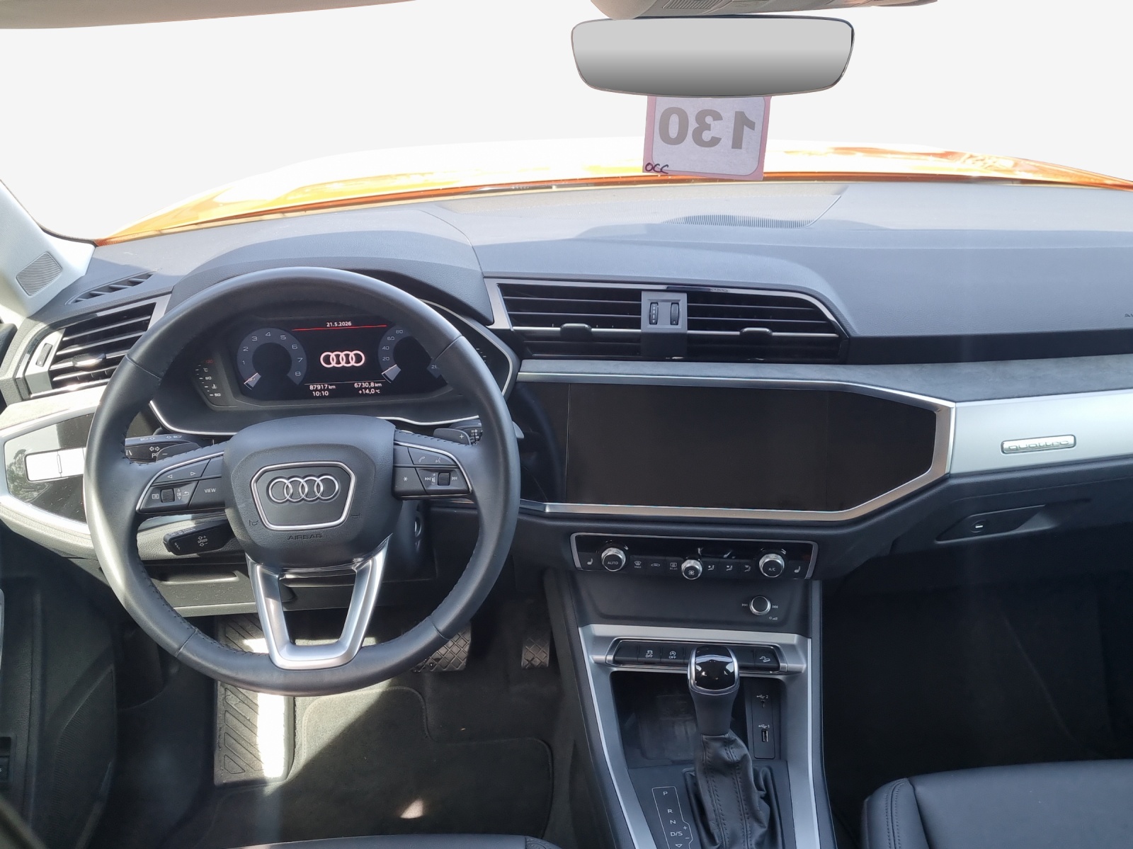 AUDI Q3 40 TFSI S line quattro S-tronic-image-8