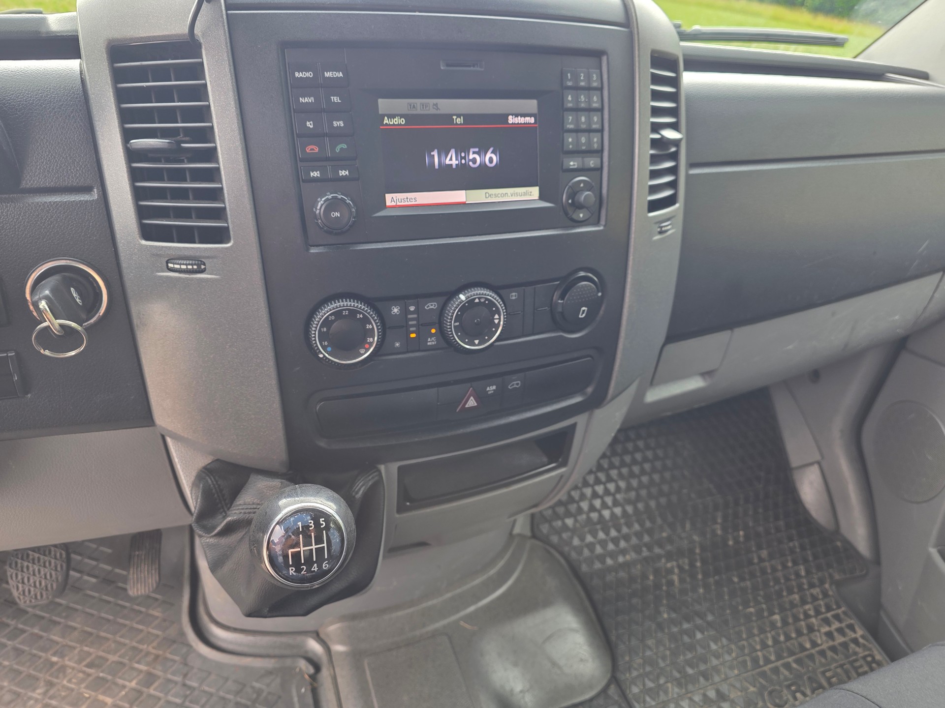 VW Crafter 35 2.0 BiTDI CR-image-11