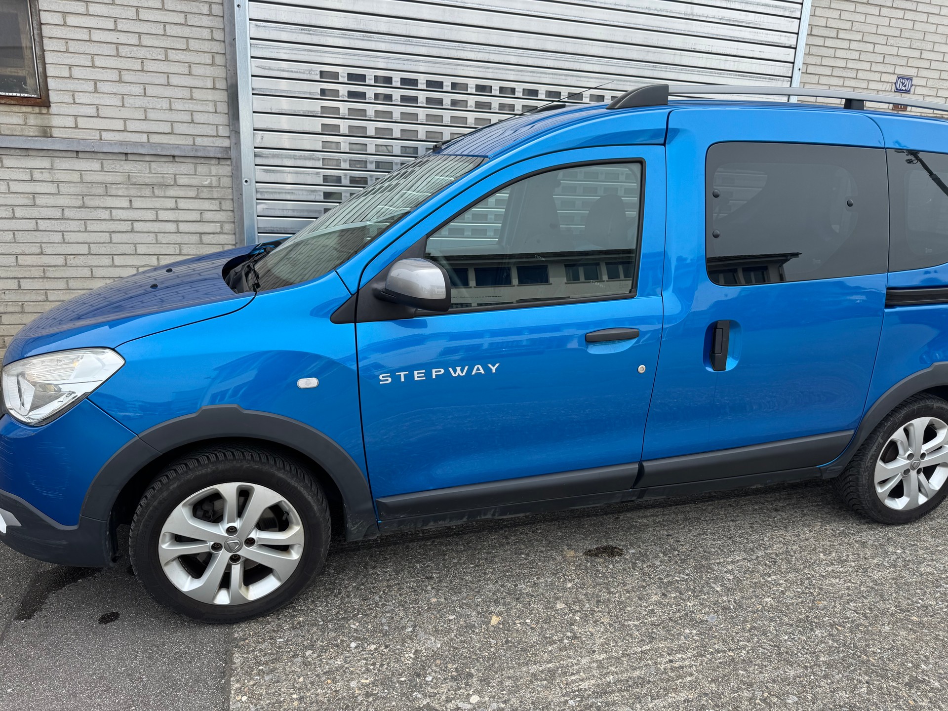 DACIA Dokker 1.2 T Stepway-image-3