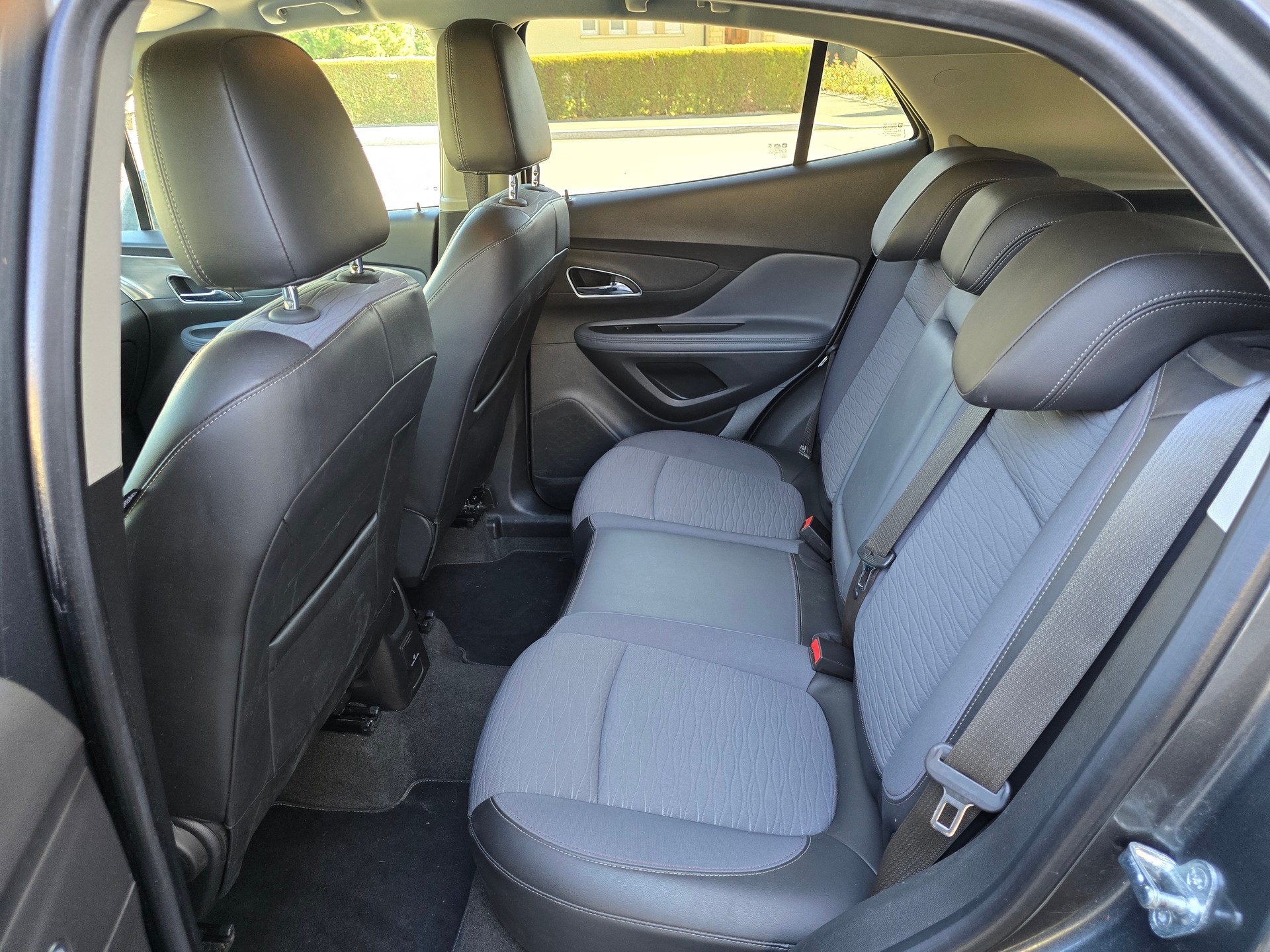 OPEL Mokka 1.4i 16V Turbo Cosmo 4WD-image-12