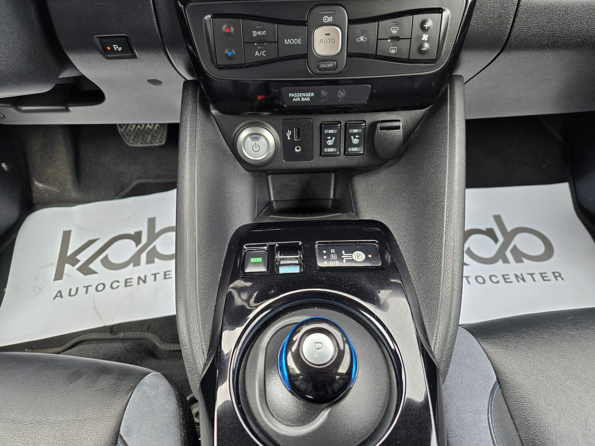NISSAN Leaf-image-12