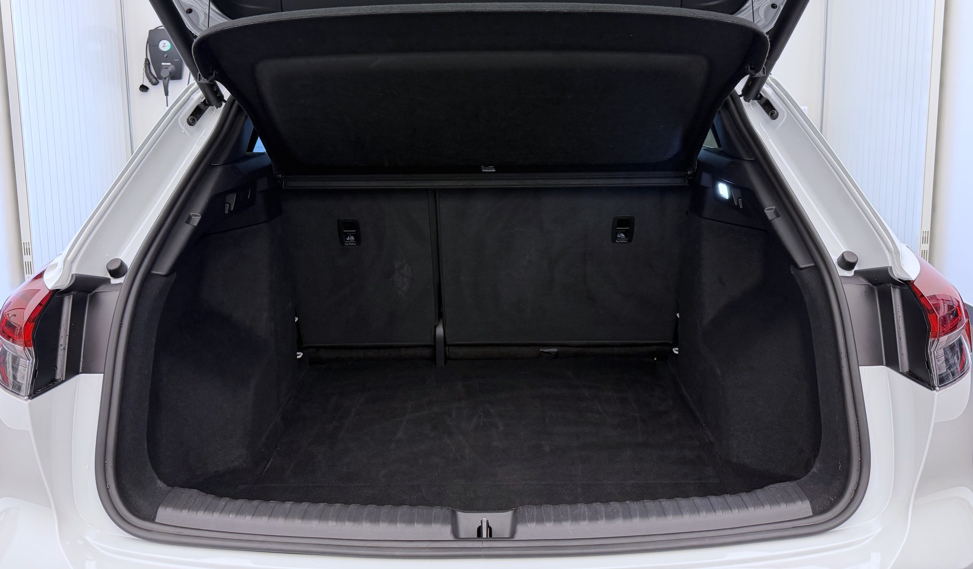 AUDI Q4 e-tron 45 Attraction quattro-image-21