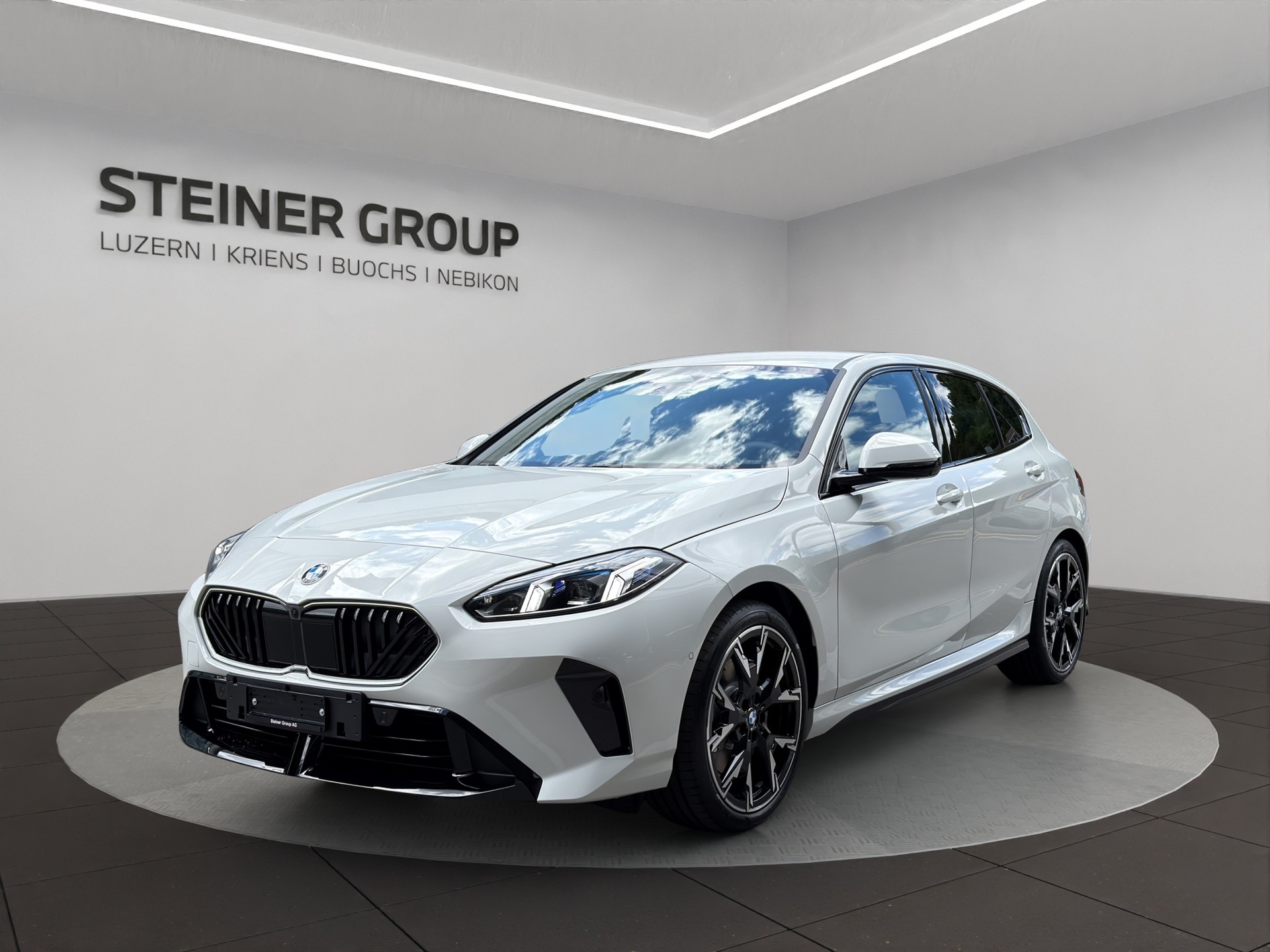 BMW 123 xDrive M Sport Steptronic-image-0