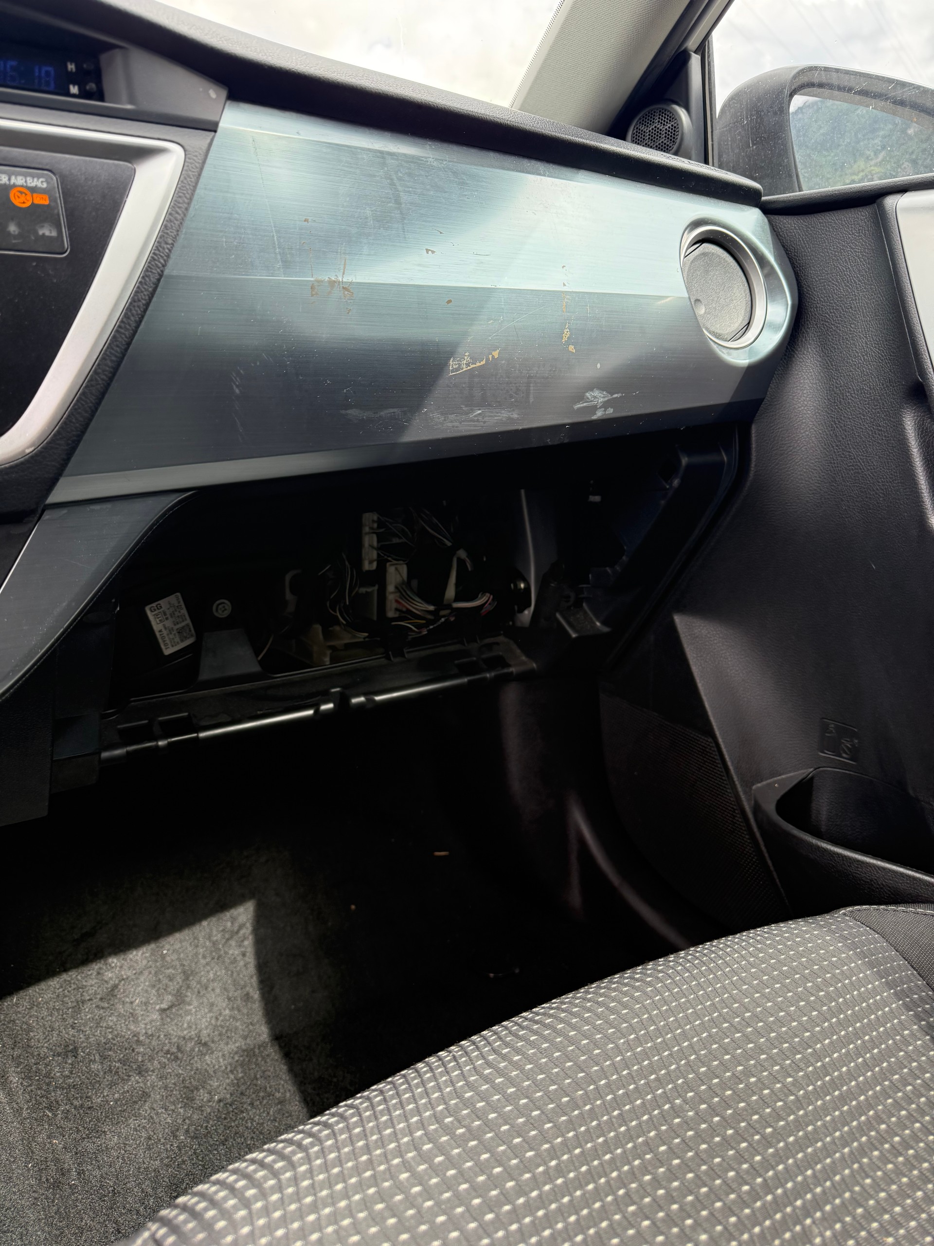 TOYOTA Auris Touring Sports 1.8 16V HSD Linea Luna-image-13