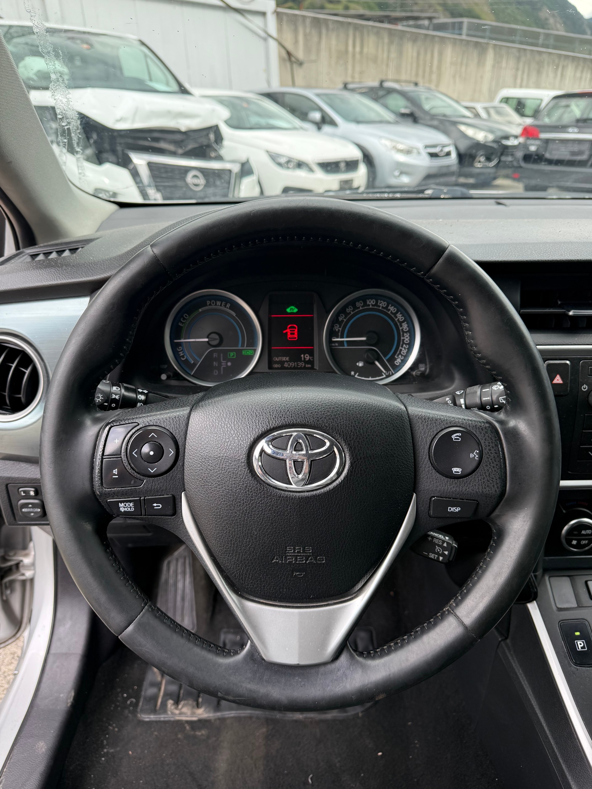 TOYOTA Auris Touring Sports 1.8 16V HSD Linea Luna-image-11