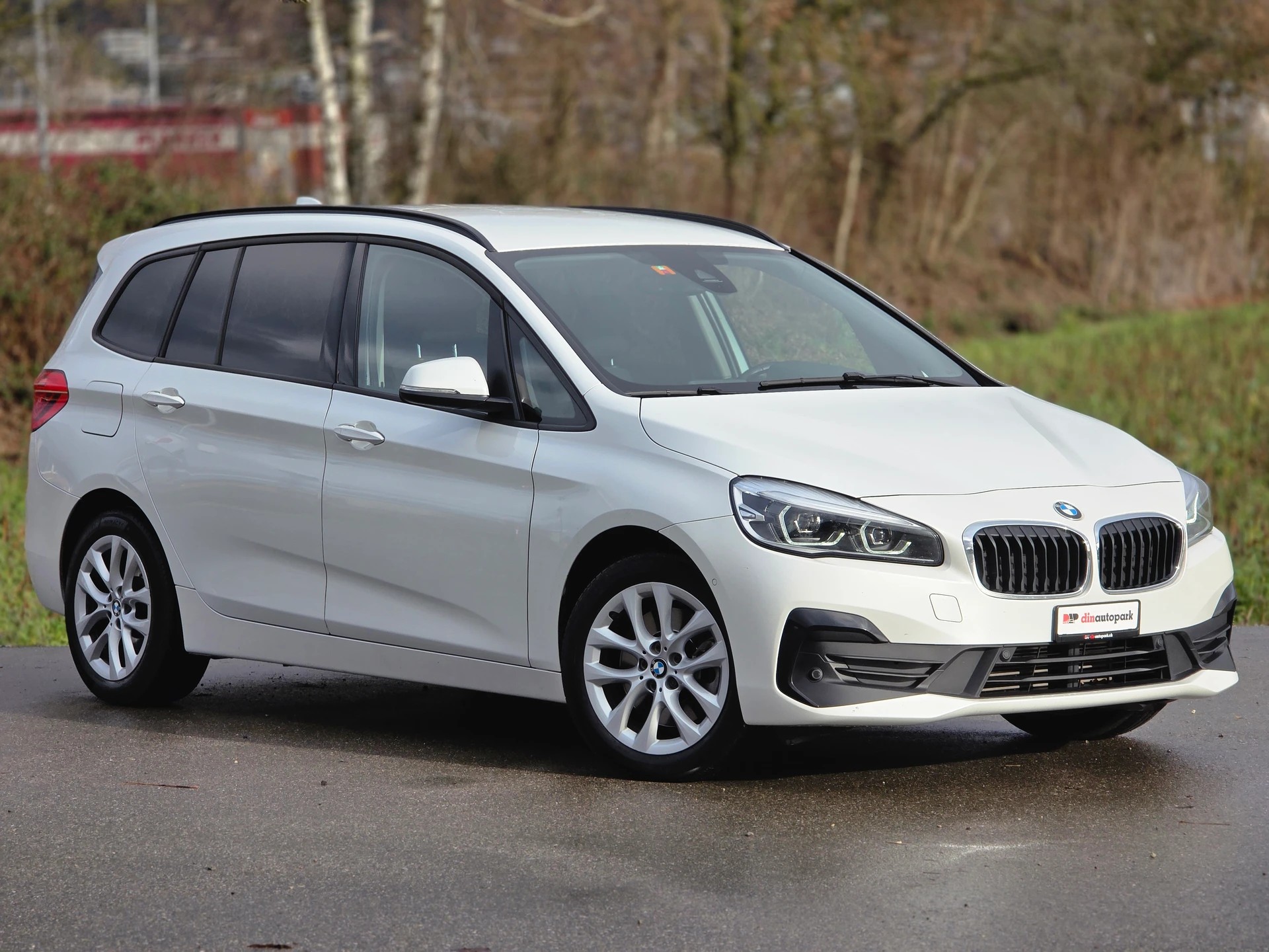 BMW 218d xDrive Gran Tourer Steptronic * CH-Fahrzeug * Frisch ab MFK *-image-3