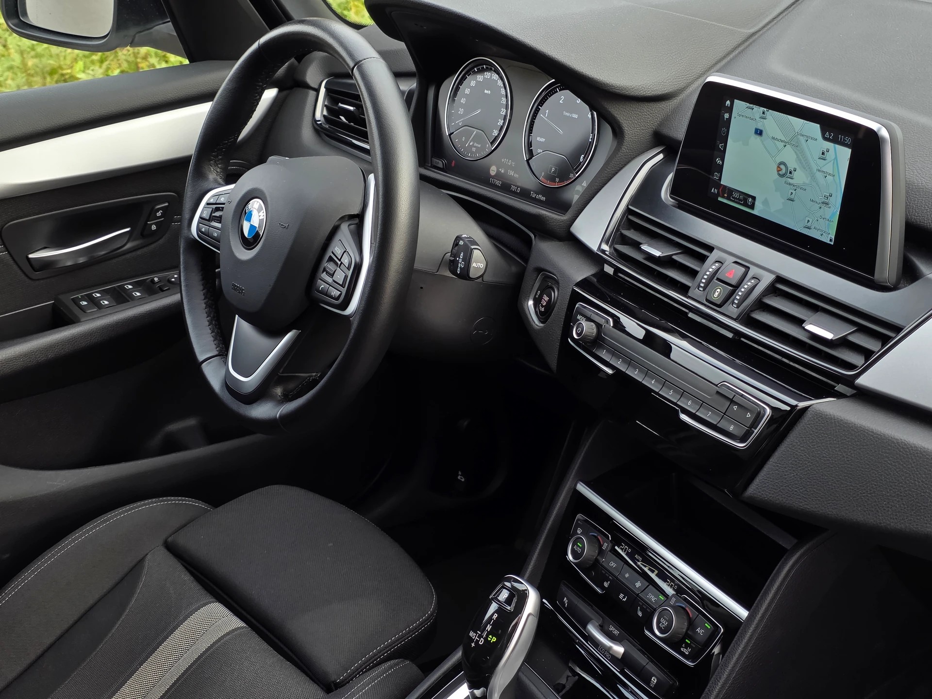BMW 218d xDrive Gran Tourer Steptronic * CH-Fahrzeug * Frisch ab MFK *-image-19