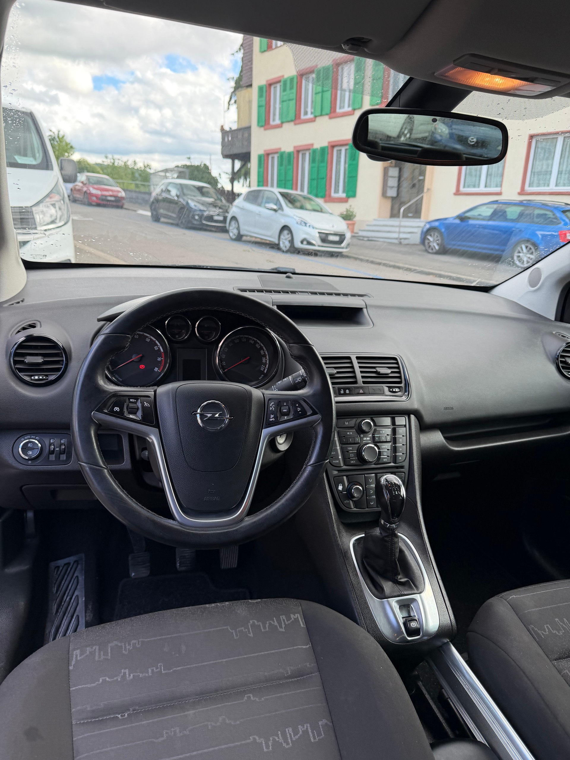OPEL Meriva 1.4 Turbo Color Edition-image-8