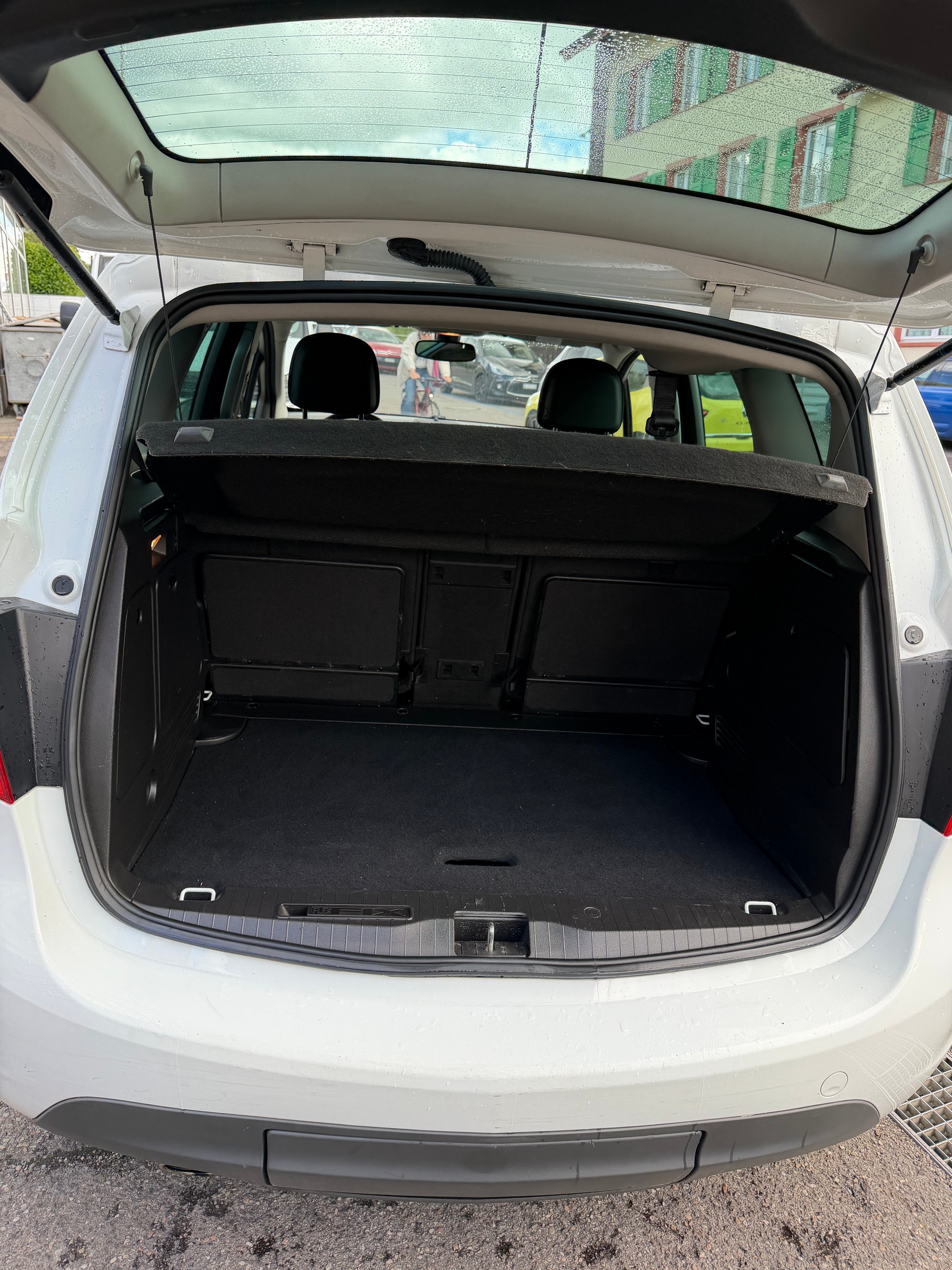 OPEL Meriva 1.4 Turbo Color Edition-image-7